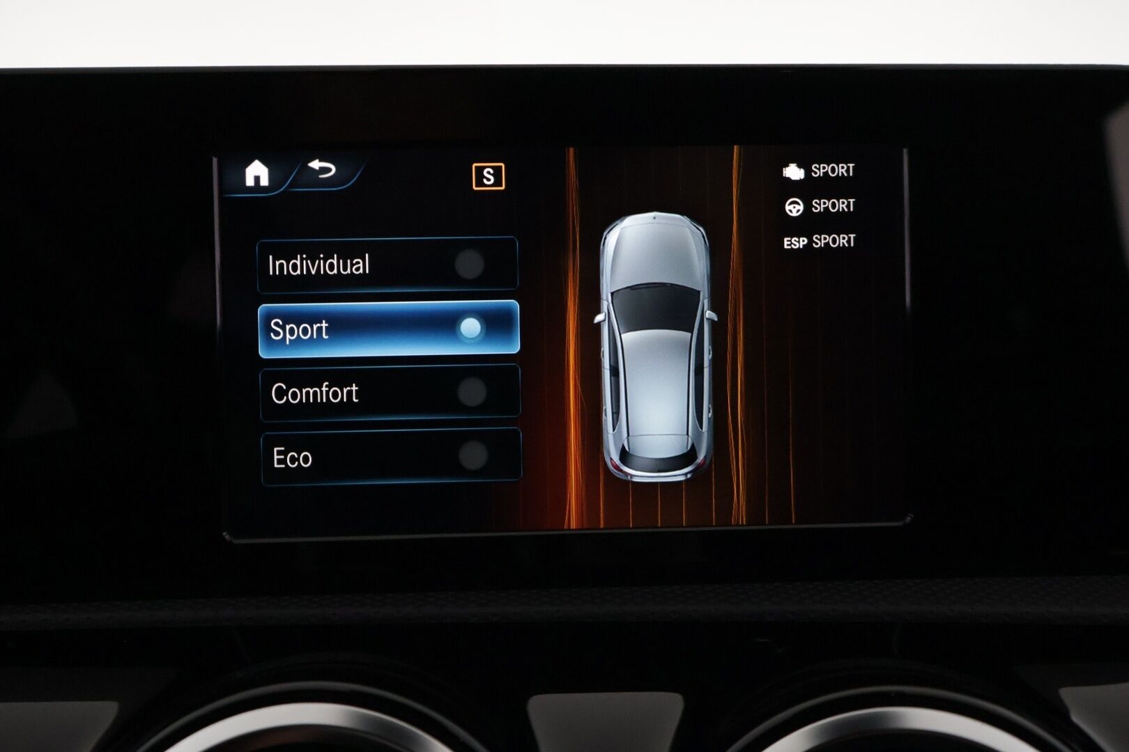 Mercedes-Benz A 2019 180 d A Business AMG *Suomi-auto / Vakionopeudensäädin / Peruutuskamera / LED High performance-ajovalot / Lohkolämmitin sisäpuhaltimella / Koukku* - *2x Renkaat & Vanteet / Digimittaristo / Kaistavahti / Puolnahka sport-penkit*