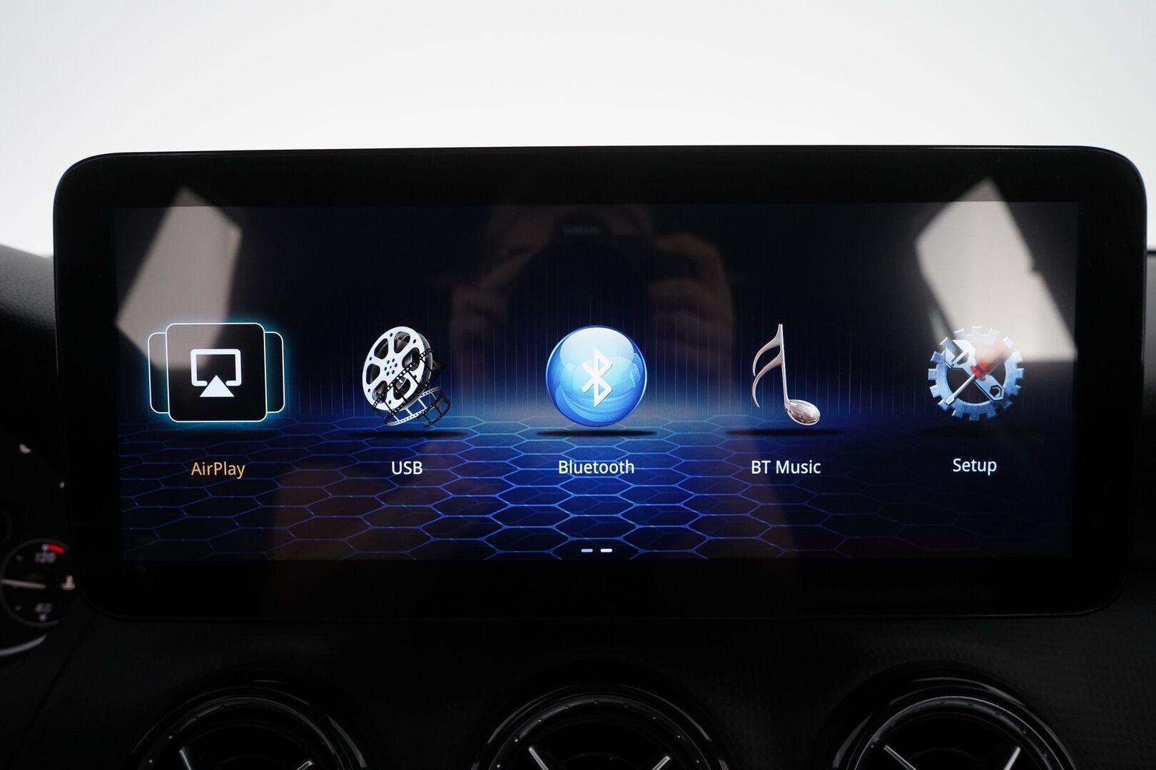 Mercedes-Benz A 2013 180 BE A * Vakkari / Lohko / Apple Carplay / Android Auto / Bi-Xenon * - Kahdet vanteet / Särmä huoltohistoria ja viimeisin huolto 164tkm kohdalla! 