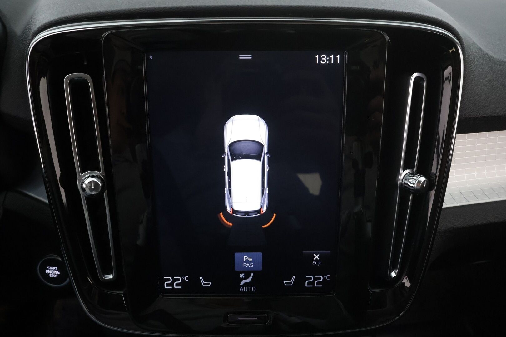 Volvo XC40 2019 D3 Business aut * ACC / P.tutka / Webasto / Koukku / Navi / LED / Digimittaristo * - Suomi-auto / Merkkihuollettu