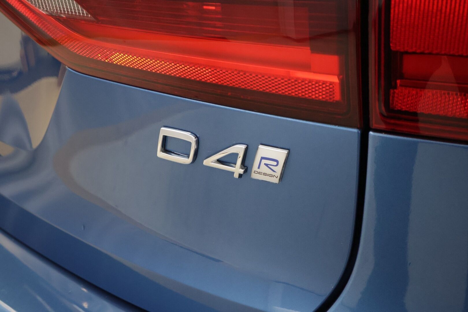 Volvo V90 2017 D4 R-Design aut.** Pilot Assist / Webasto / HUD / Panoraama / P. Kamera / Keyless Go / BLIS / Muistipenkki ** - *Tulossa myyntiin! / Ei AdBlue-järjestelmää / 2x renkaat / Hihna vaihdettu 1/2022 89tkm*