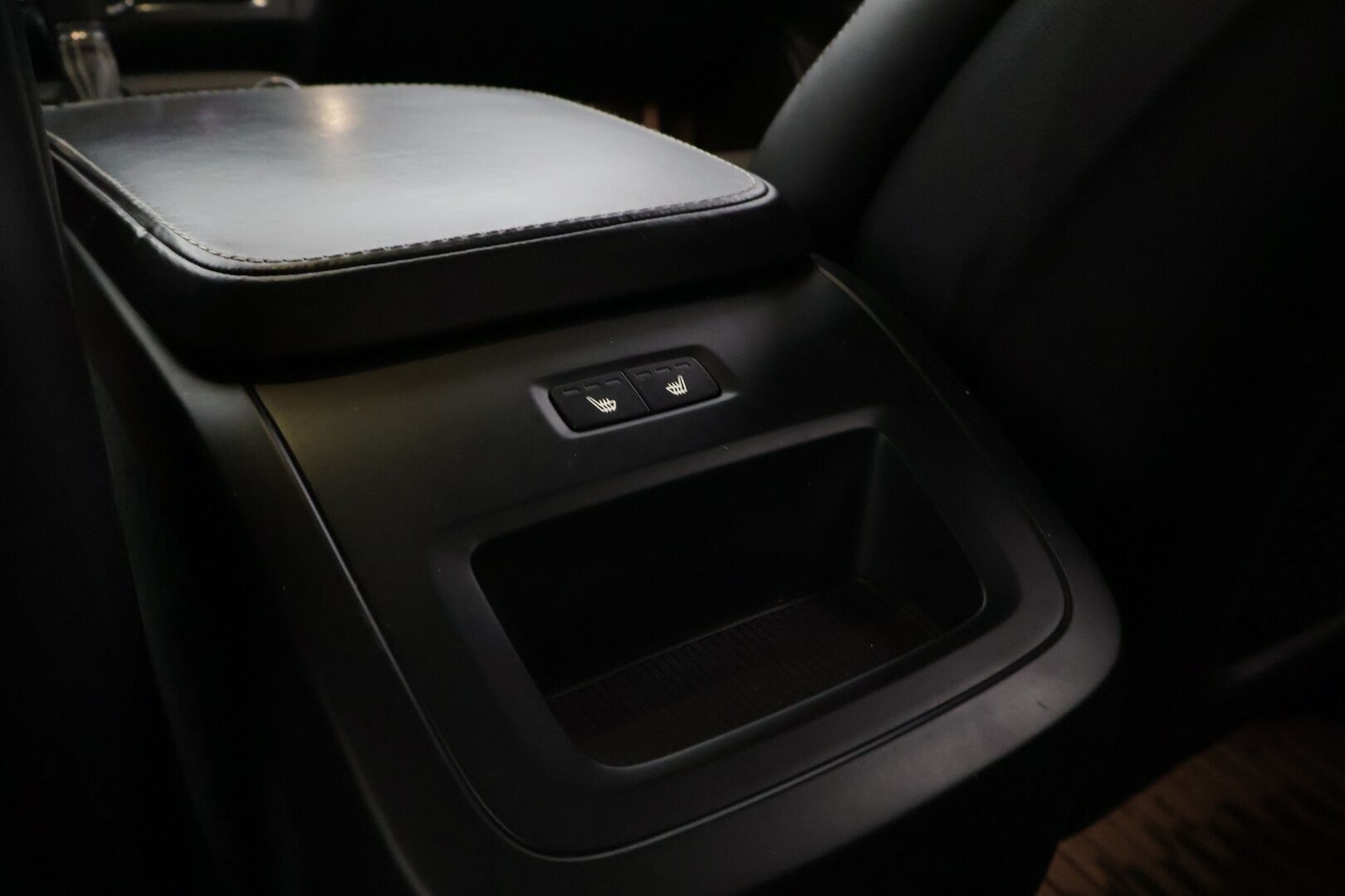 Volvo V90 2017 D4 R-Design aut.** Pilot Assist / Webasto / HUD / Panoraama / P. Kamera / Keyless Go / BLIS / Muistipenkki ** - *Tulossa myyntiin! / Ei AdBlue-järjestelmää / 2x renkaat / Hihna vaihdettu 1/2022 89tkm*