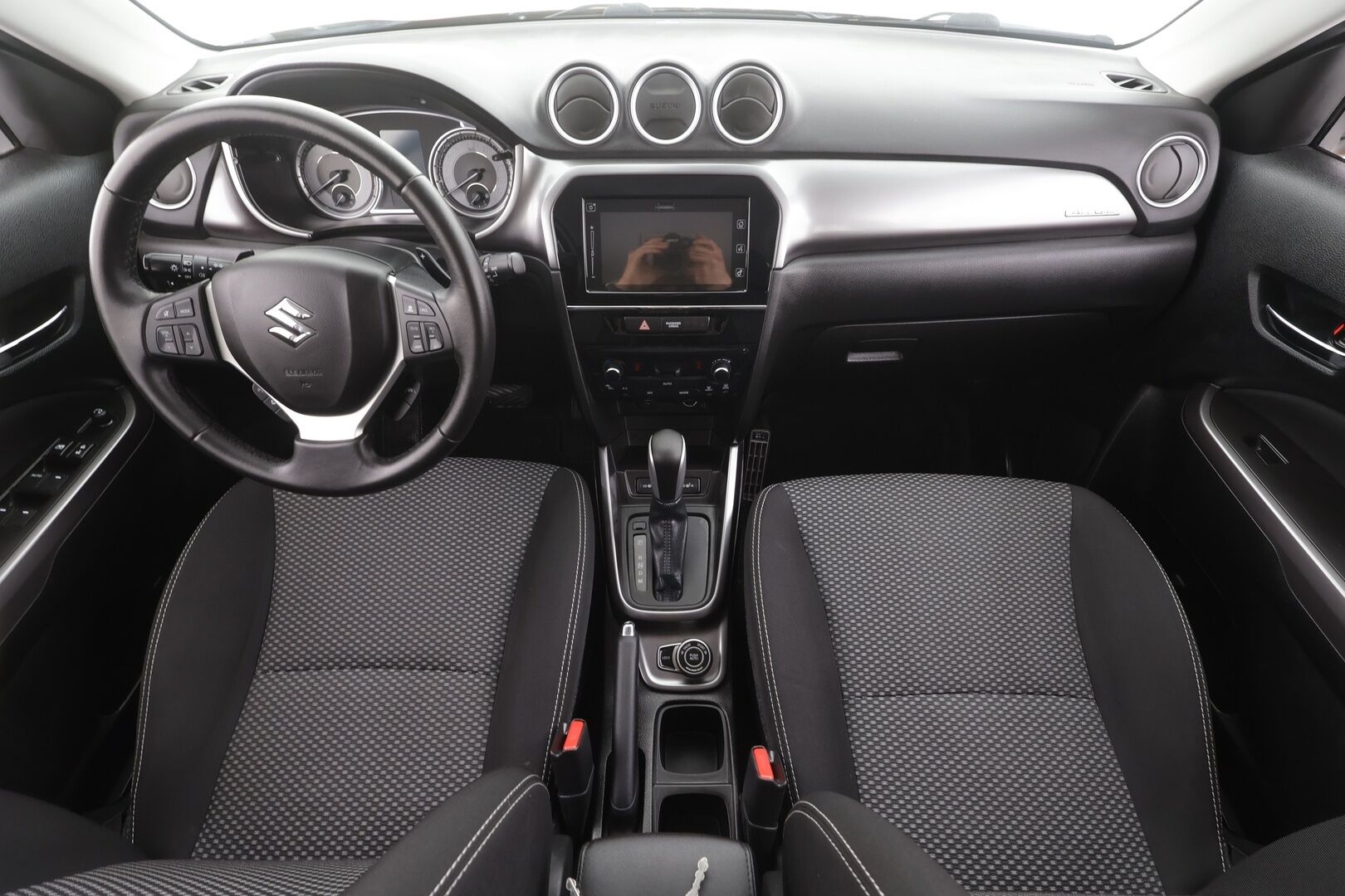 Suzuki Vitara 2020 1,4 BOOSTERJET 4WD GL+ 6AT LIMITED - | ACC | P.kamera | Irr. koukku | Kaistavahti | Autom. ilmastointi | Suomi-auto | Kahdet renkaat |