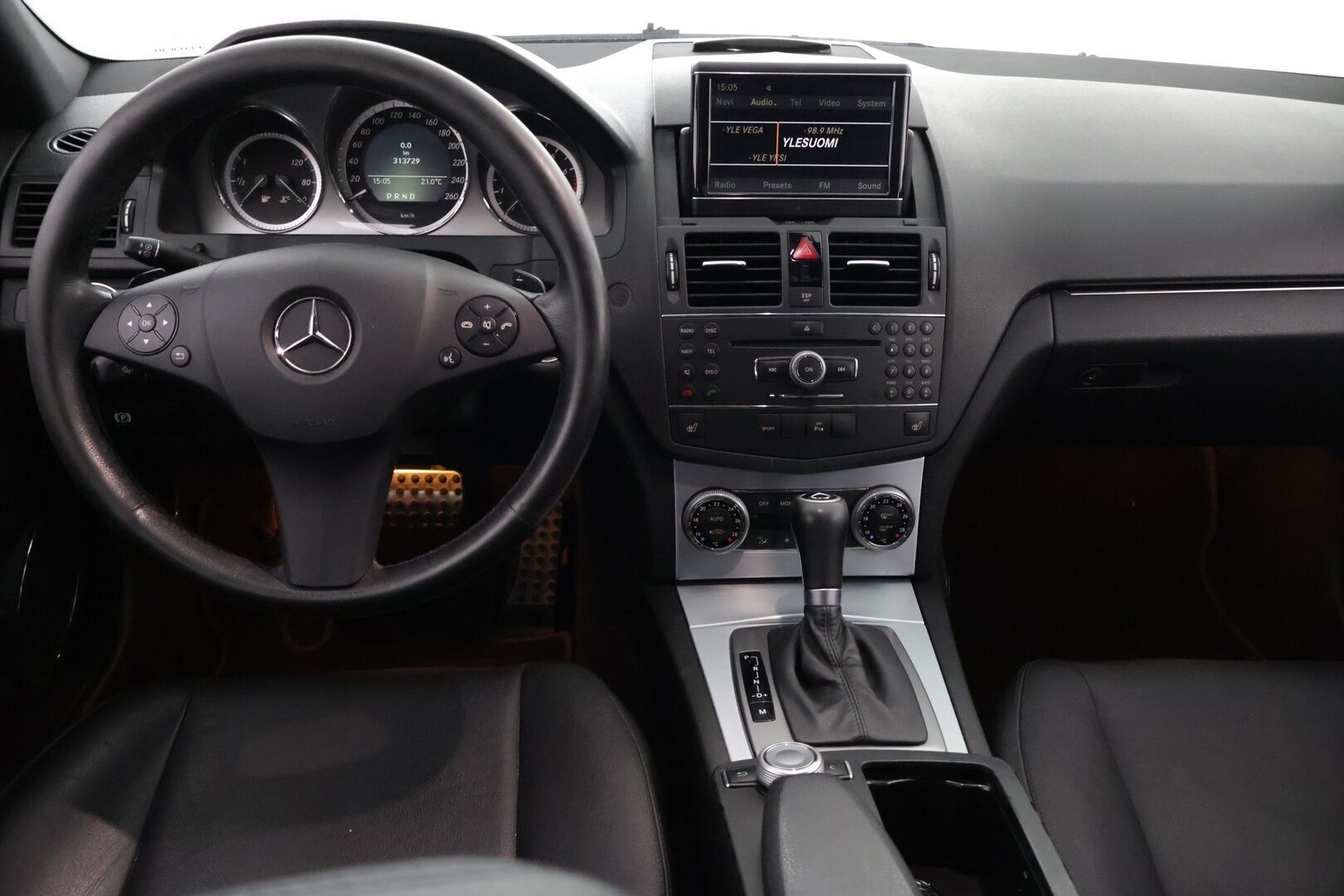 Mercedes-Benz C 2009 C 350 Farmari YritysOutlet - Myydään vain yrityksille - AMG-paketti | Harman-Kardon | Sporttipenkit muistilla | 2x renkaat | Keyless | P-tutkat