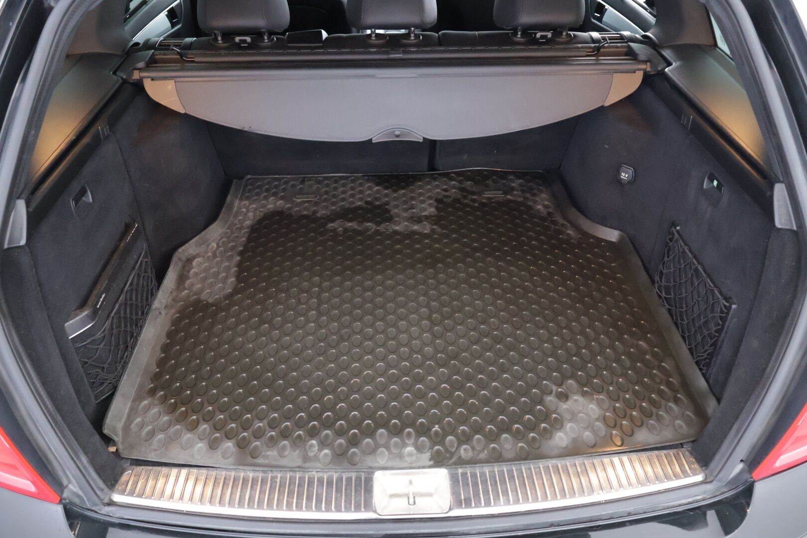 Mercedes-Benz C 2009 C 350 Farmari YritysOutlet - Myydään vain yrityksille - AMG-paketti | Harman-Kardon | Sporttipenkit muistilla | 2x renkaat | Keyless | P-tutkat