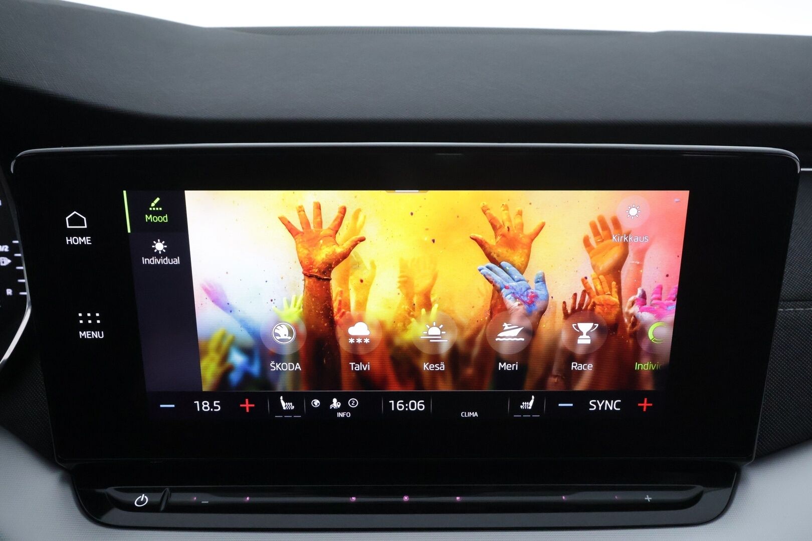 Skoda Octavia 2022 2.0 TDI 115 Style DSG * Webasto / ACC / Matrix-LED / P.Kamera / Kaistavahti / Navi / Keyless * - 1-om Suomi-auto / Kahdet renkaat 