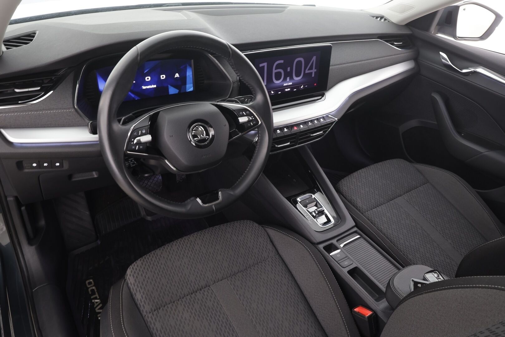 Skoda Octavia 2022 2.0 TDI 115 Style DSG * Webasto / ACC / Matrix-LED / P.Kamera / Kaistavahti / Navi / Keyless * - 1-om Suomi-auto / Kahdet renkaat 