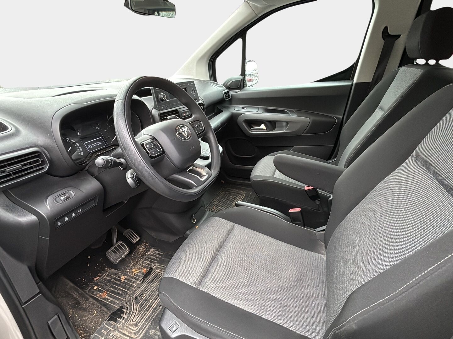 Toyota Proace CITY Verso 2022 Active L2 1,2 130 Automaatti 5ov *Suomi-auto / 7 Paikkainen / P:tutka / Kaistavahti / Liukuovet / Metalliväri* - Todella tilava perhe-auto liukuovilla / Pitkä malli / 2 Renkaat