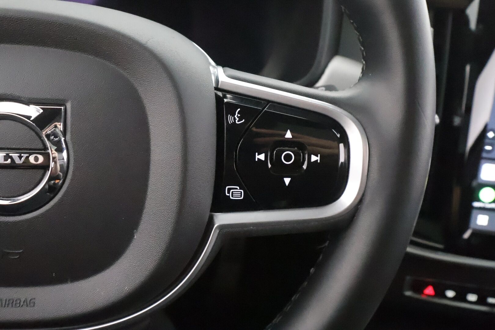 Volvo V90 2022 T6 TwE AWD Business R-Design aut - | ACC | Bowers&Wilkins | HUD | 360° | Muistipenkit | Panorama | Nahka-alcantara | Sporttipenkit | Pilot Assist | Merkkihuollot | 2x renkaat aluin |