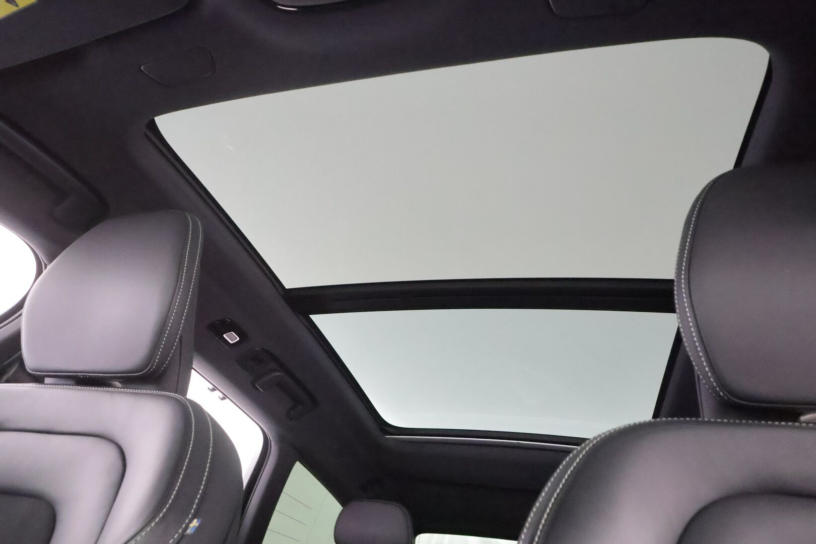 Volvo V90 2022 T6 TwE AWD Business R-Design aut - | ACC | Bowers&Wilkins | HUD | 360° | Muistipenkit | Panorama | Nahka-alcantara | Sporttipenkit | Pilot Assist | Merkkihuollot | 2x renkaat aluin |