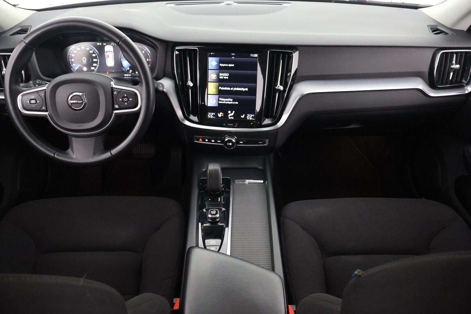 Volvo V60 2022 B4 D-MHEV Business aut - Suomi-auto | Volvo on call | Merkkiliikkeen huoltokirja | Webasto | Kaarrevalot | Jakohihna vaihdettu - KORKO VAIN 3,99 %