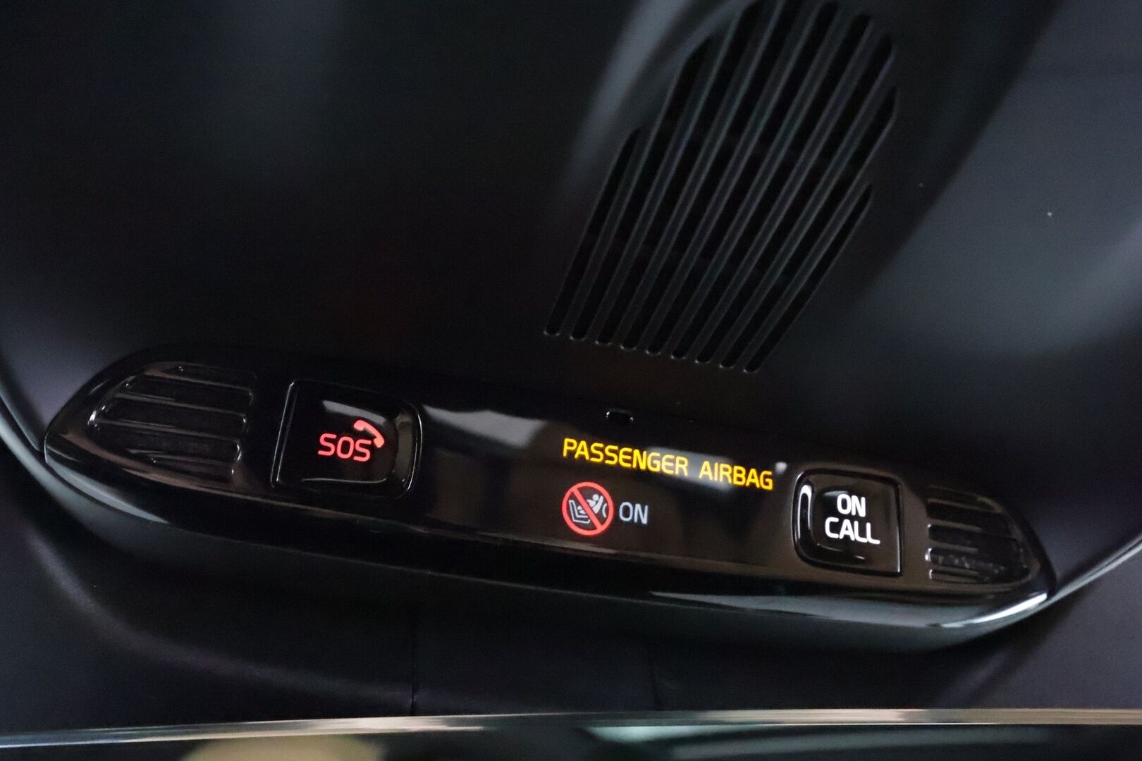 Volvo V90 2017 D5 AWD inscription * B&W / Pilot / Panoraama / HUD / 360-Kamera / Webasto / Koukku / Nahkasisusta / Muistipenkit * - Kahdet Renkaat / Ei AdBlue - HULLUT AVAJAISHULINAT KORKOTARJOUS 3,29 %