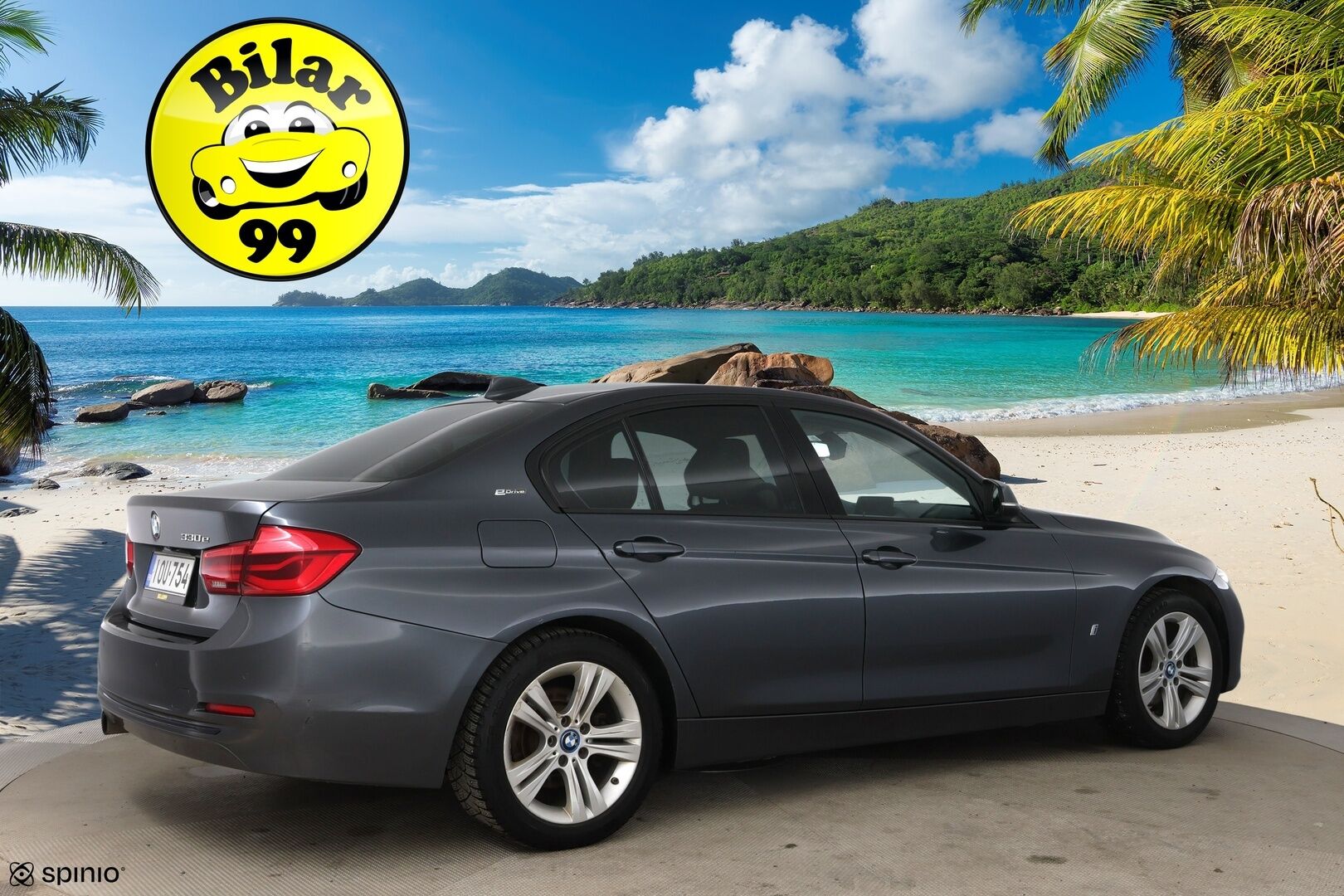 BMW 330 2017 330e iPerformance Sedan (AA) 4ov / Vaaleat nahat / Prof. Navi / H&K / P. Kamera & tutkat / LED / Merkkihuollettu - 2x Latauskaapelit & Renkaat aluvantein! Metalliväri!