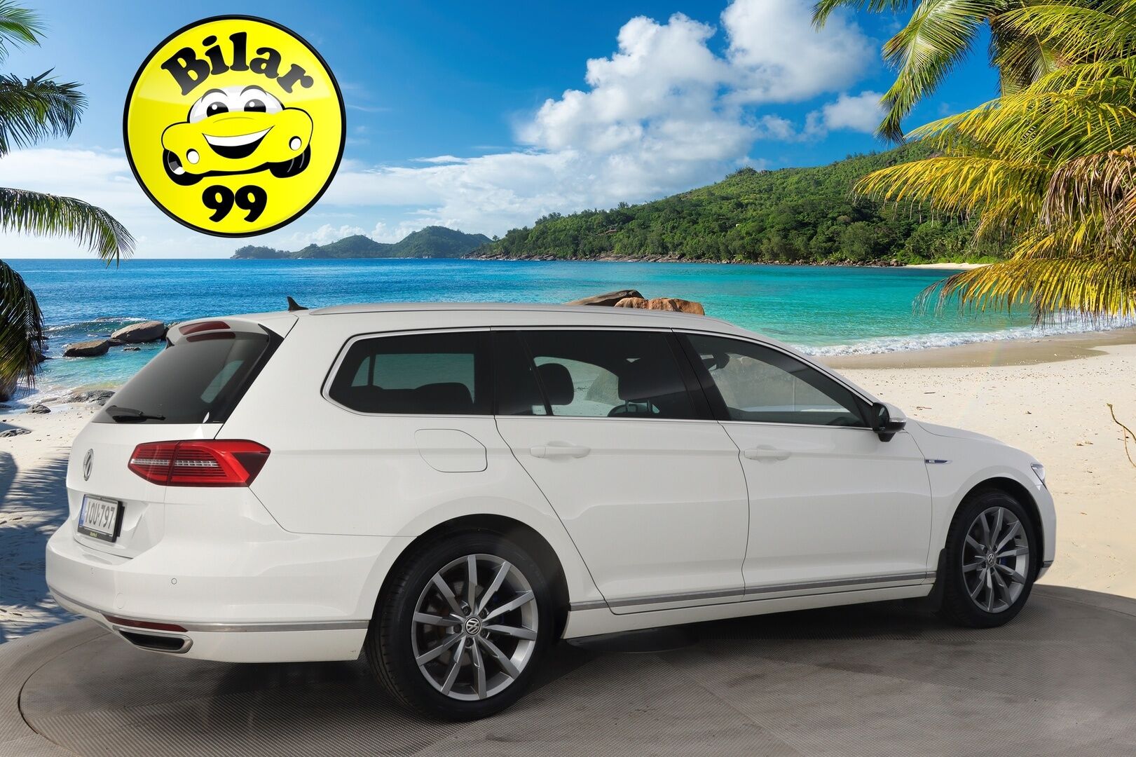 Volkswagen Passat 2016 Passat Variant GTE Plug-In Hybrid* Webasto / Digimittaristo / ACC / P.kamera / Koukku / Navi* - Ergo-Comfort Istuin / Ambient- valaistus / 2x renkaat vanteilla!
