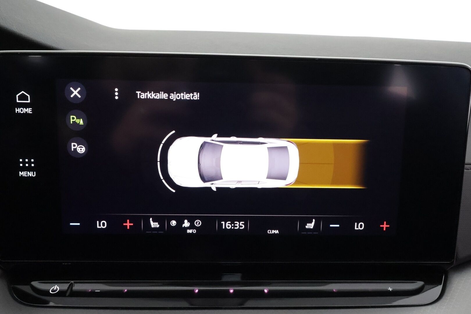 Skoda Octavia 2021 1,5 TSI Ambition eTEC DSG * Webasto / LED / P.tutkat / Digimittaristo / Vakkari / Kaistavahti / Keyless * - 1.om Suomiauto / Kahdet renkaat + Vanteet / Juuri huolettu!