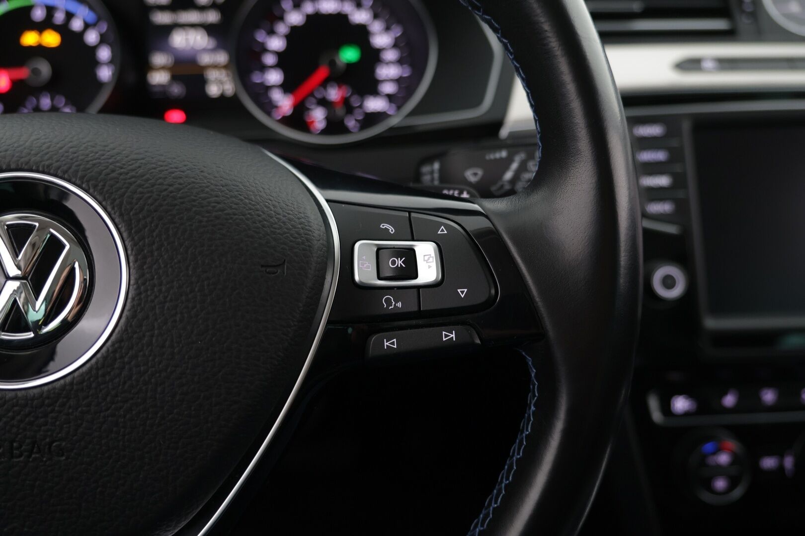 Volkswagen Passat 2016 Variant GTE Plug-In Hybrid 160 kW DSG / Panorama katto / 360 kamerat / Navi / Vetokoukku /*- YritysOutlet - Myydään vain yrityksille -*