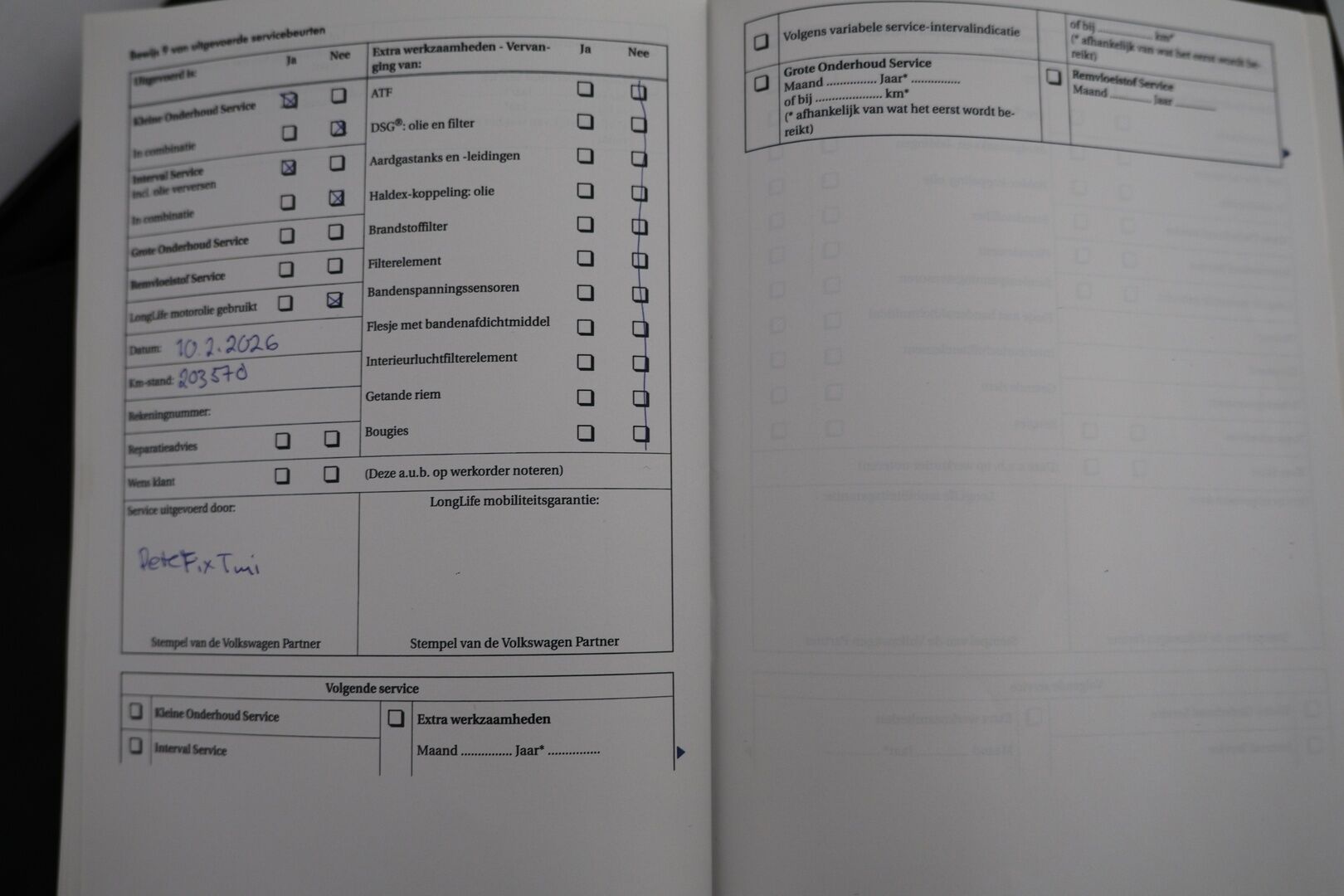 Volkswagen Passat 2016 Variant GTE Plug-In Hybrid 160 kW DSG / Panorama katto / 360 kamerat / Navi / Vetokoukku /*- YritysOutlet - Myydään vain yrityksille -*