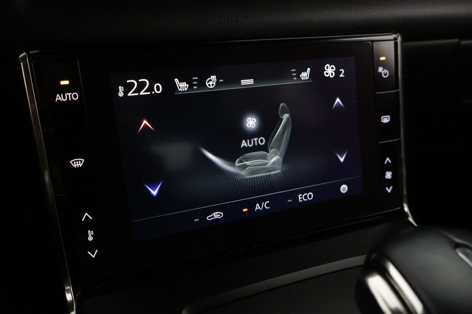 Mazda MX-30 2021 35,5 kWh e-Skyactiv Luxury * HUD / Bose / Keyless. /  360 P-Kamera / ACC / Kaistavahti / Sähköpenkki muistilla* - Huollot on ajantasalla / Renkaat ajokuntoiset / Juuri katsastettu * - Osta nyt, maksa vasta ensi vuonna