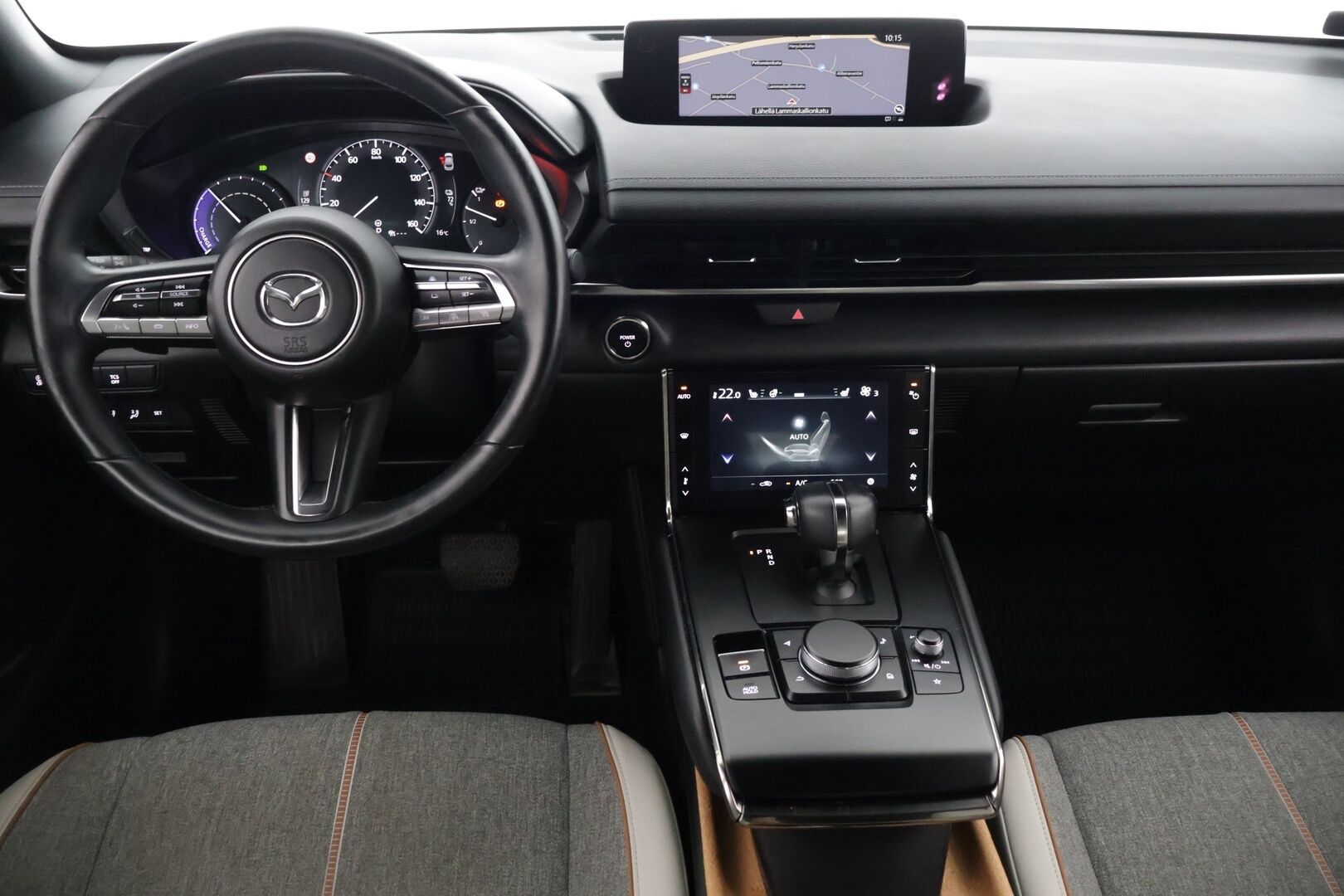 Mazda MX-30 2021 35,5 kWh e-Skyactiv Luxury * HUD / Bose / Keyless. /  360 P-Kamera / ACC / Kaistavahti / Sähköpenkki muistilla* - Huollot on ajantasalla / Renkaat ajokuntoiset / Juuri katsastettu * - Osta nyt, maksa vasta ensi vuonna