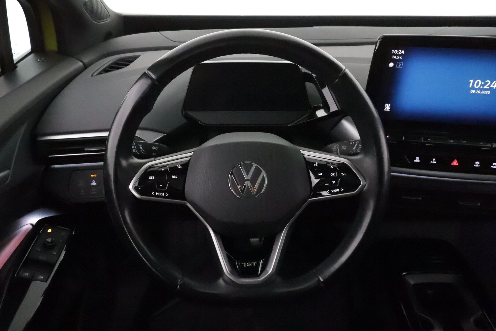 Volkswagen ID.4 2021 Pro Performance 1ST Max 150 kW, akku 77 kWh *ACC / HUD / Panorama / Muistipenkit hieronnalla / IQ.Light / ILP / 360° / Navi* - 1.Om Suomi-auto / Akku kuntotarkastettu / Kahdet renkaat aluvanteilla - HULLU BLACKWEEK KORKOTARJOUS 2,49%