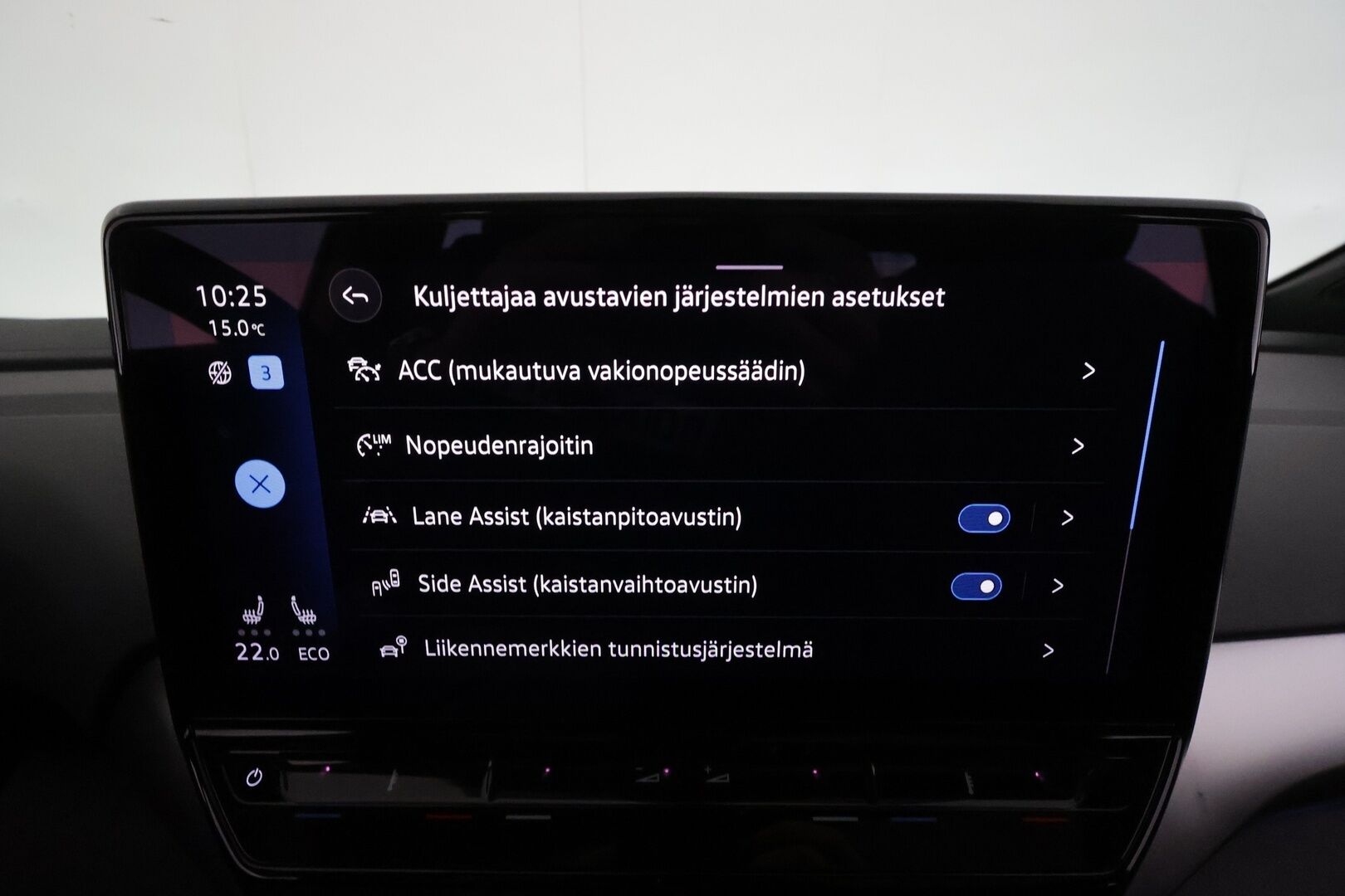 Volkswagen ID.4 2021 Pro Performance 1ST Max 150 kW, akku 77 kWh *ACC / HUD / Panorama / Muistipenkit hieronnalla / IQ.Light / ILP / 360° / Navi* - 1.Om Suomi-auto / Akku kuntotarkastettu / Kahdet renkaat aluvanteilla - HULLU BLACKWEEK KORKOTARJOUS 2,49%