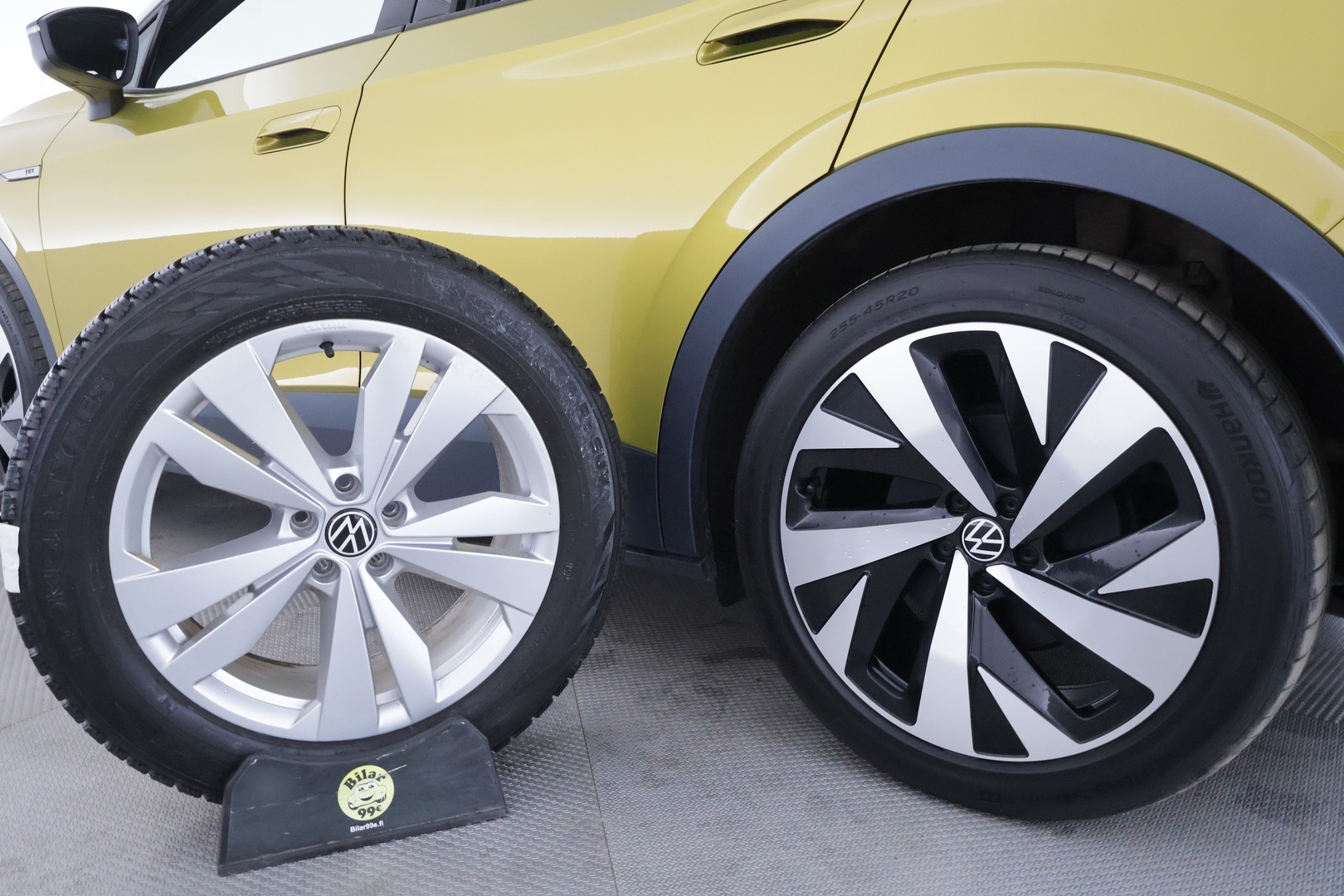 Volkswagen ID.4 2021 Pro Performance 1ST 150 kW, akku 77 kWh * ACC / ILP / Koukku / P.Kamera / LED / Navi / Ratinlämmitin * - Suomi-auto / Kahdet renkaat aluvanteilla / Merkkihuollettu