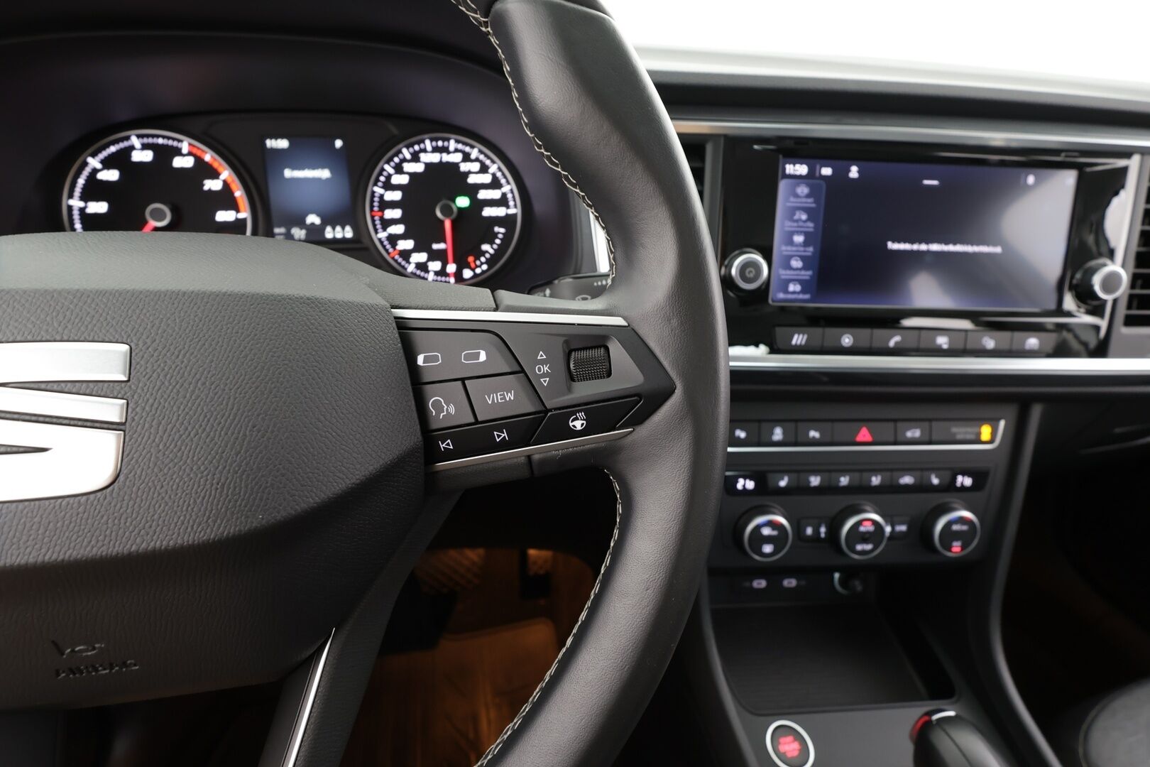 Seat Ateca 2021 1,5 TSI 150 EVO Style DSG - | ACC | Webasto | Koukku | Lane Assist | Side Assist | P.kamera | Keyless | LED | Sähk. talaluukku | Lämm. ratti | Merkkihuollot | 