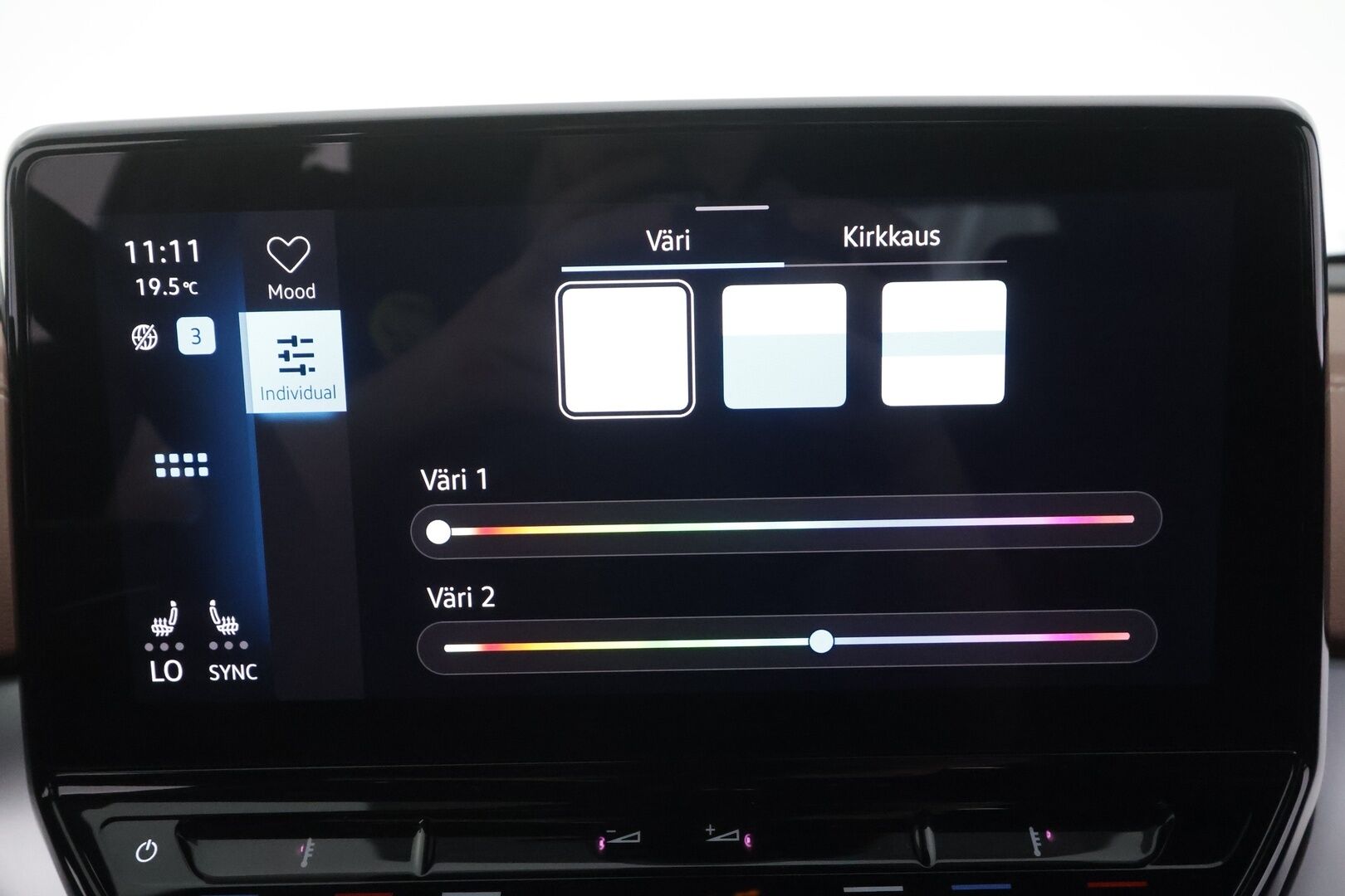 Volkswagen ID.4 2021 Pro Performance Business 150 kW, akku 77 kWh - | ILP | Koukku | ACC | Matrix-LED | P.Kamera | Nahka-Alcantara | Navi | Kaistavahti | Keyless | 1-om Suomi-auto | 2x Latauskaapelit | Kahdet renkaat |