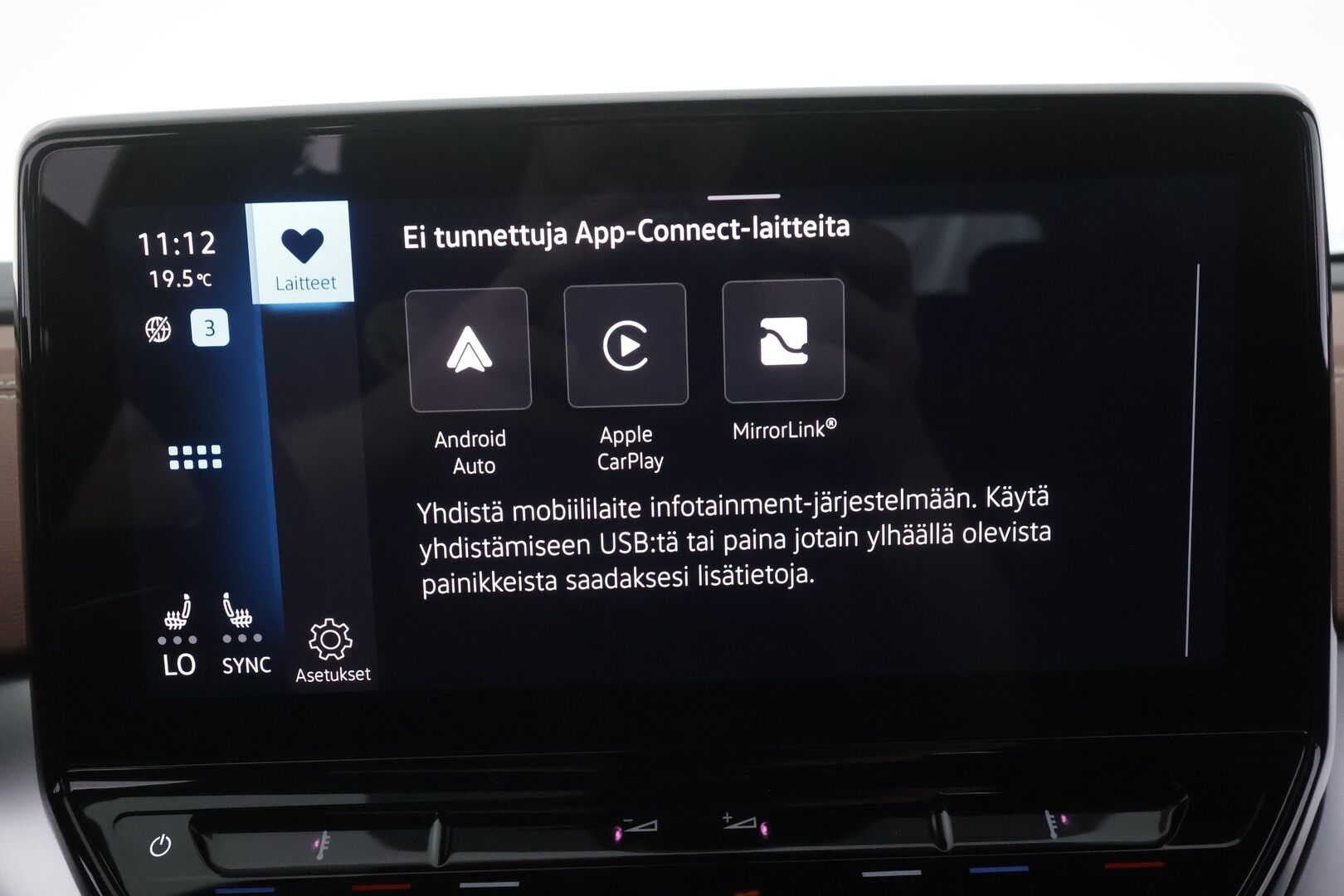 Volkswagen ID.4 2021 Pro Performance Business 150 kW, akku 77 kWh - | ILP | Koukku | ACC | Matrix-LED | P.Kamera | Nahka-Alcantara | Navi | Kaistavahti | Keyless | 1-om Suomi-auto | 2x Latauskaapelit | Kahdet renkaat |