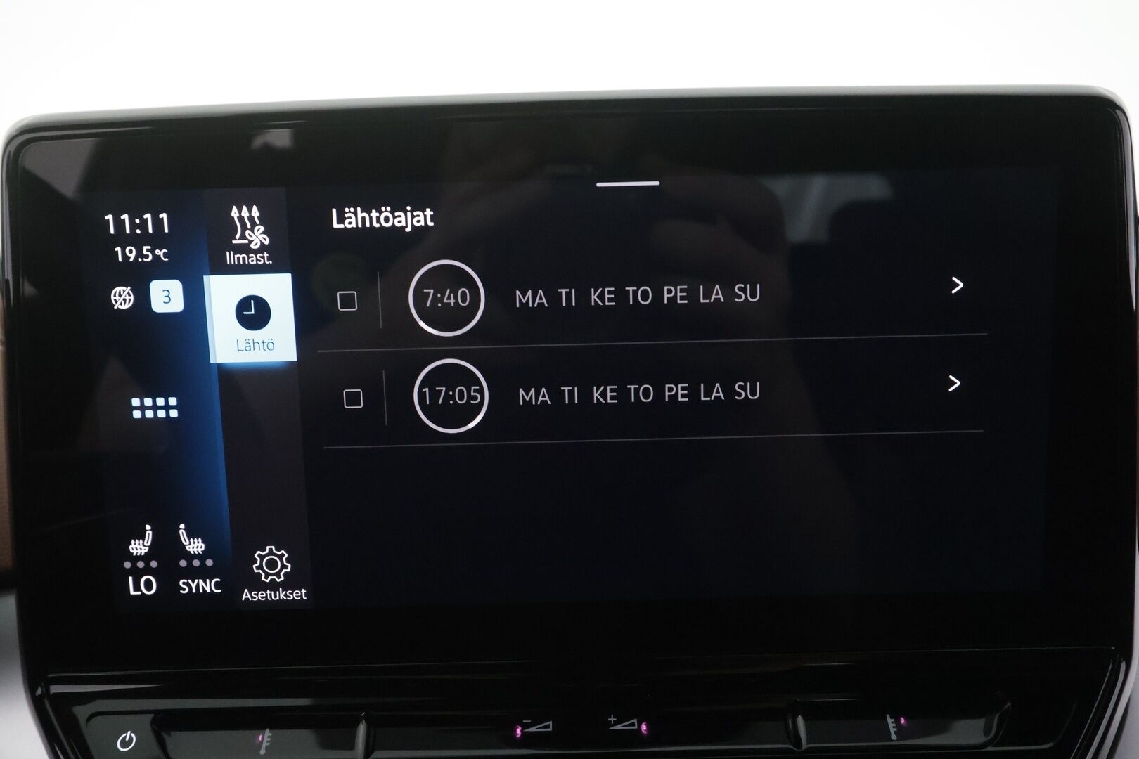 Volkswagen ID.4 2021 Pro Performance Business 150 kW, akku 77 kWh - | ILP | Koukku | ACC | Matrix-LED | P.Kamera | Nahka-Alcantara | Navi | Kaistavahti | Keyless | 1-om Suomi-auto | 2x Latauskaapelit | Kahdet renkaat |