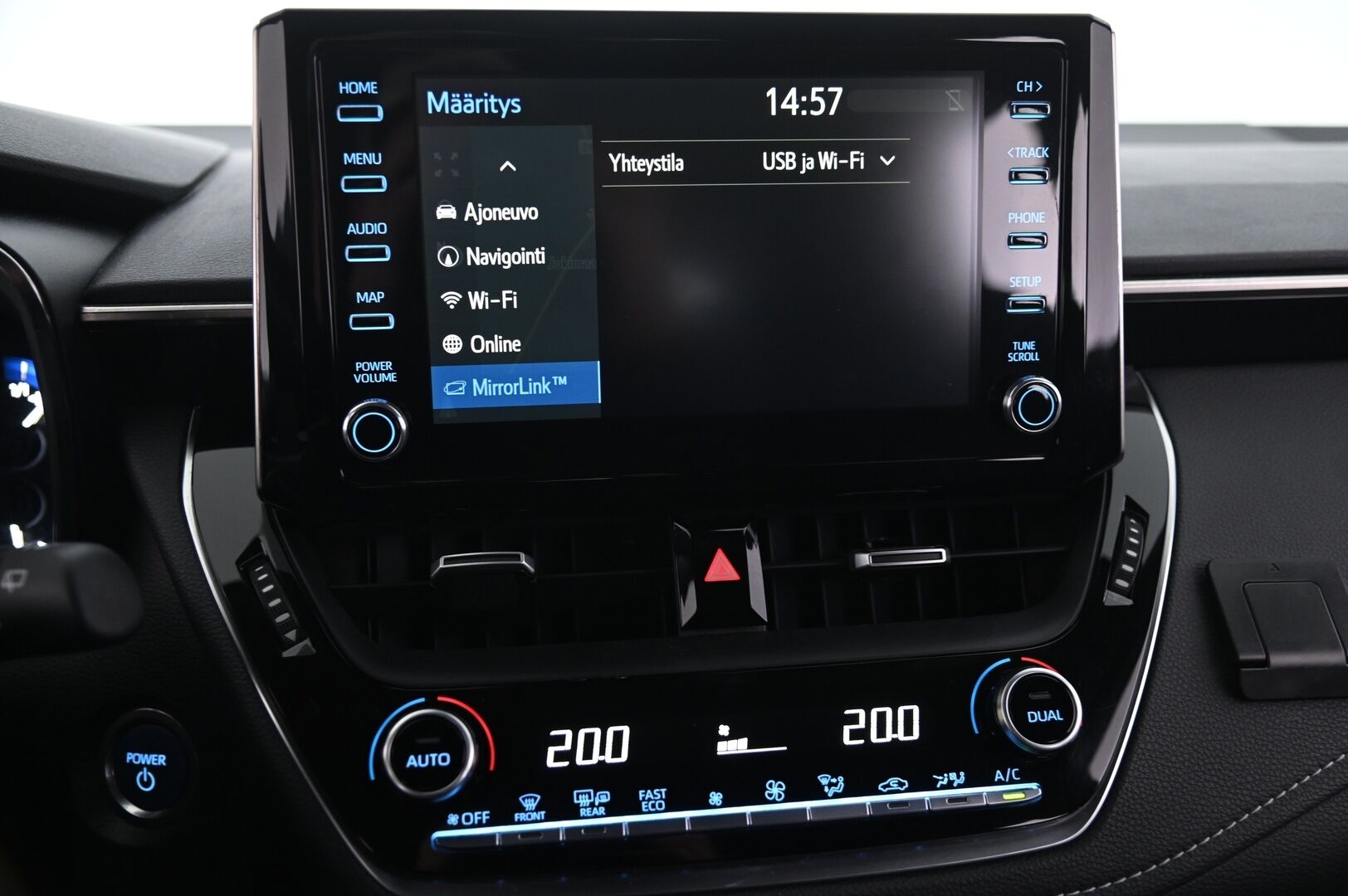 Toyota Corolla 2020 Touring Sports 1,8 Hybrid Active Business - ACC | Merkkihuollot | ACC | Lohko | Navi | KeyLess | P. Kamera | Ratinlämmitin | 2x renkaat&vanteet