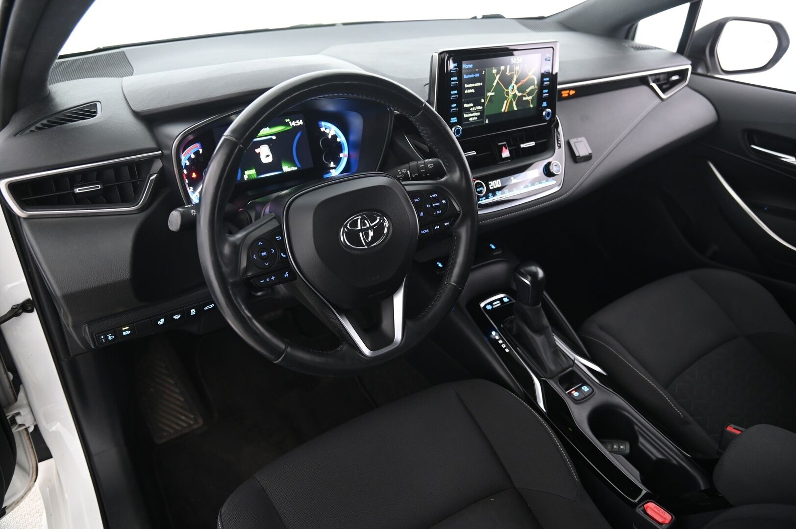 Toyota Corolla 2020 Touring Sports 1,8 Hybrid Active Business - ACC | Merkkihuollot | ACC | Lohko | Navi | KeyLess | P. Kamera | Ratinlämmitin | 2x renkaat&vanteet