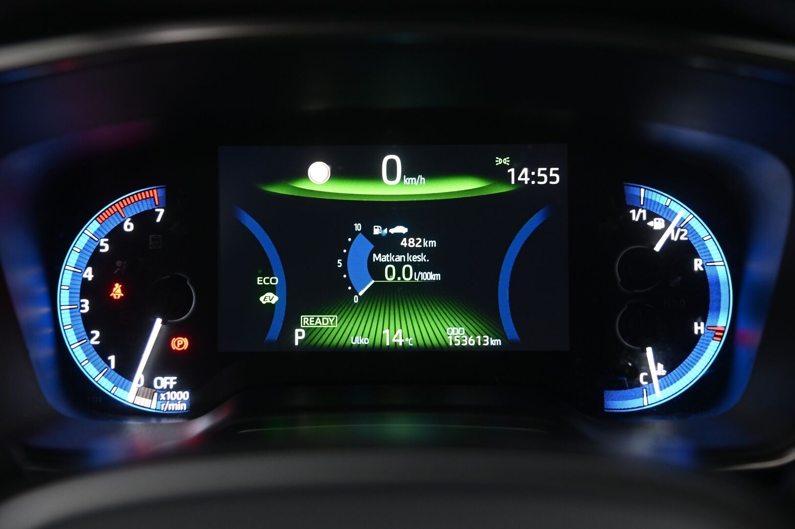 Toyota Corolla 2020 Touring Sports 1,8 Hybrid Active Business - ACC | Merkkihuollot | ACC | Lohko | Navi | KeyLess | P. Kamera | Ratinlämmitin | 2x renkaat&vanteet