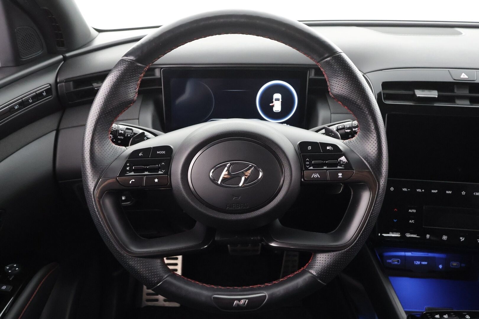 Hyundai Tucson 2022 1,6 T-GDI 265 hv Plug in 4WD 6AT N Line * Webasto / Koukku / ACC / LED / Ilmastoitu muistipenkki / P.Kamera / Navi * - 1-om Suomi-auto / Akku kuntotarkastettu SoH 97.9% / Kahdet renkaat - HULLU BLACKWEEK KORKOTARJOUS 2,49%