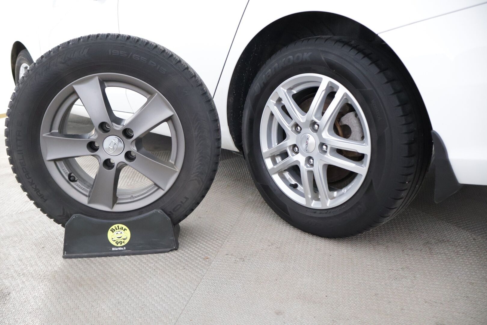 Hyundai i30 Wagon 2020 1,0 T-GDI 120 hv Fresh - Kamera | Kaistanpitoavustin | Hätäjarrutusavustin | Vakkari + rajoitin | Ratinlämmitys | Penkinlämmittimet | Kaukovaloautomatiikka |