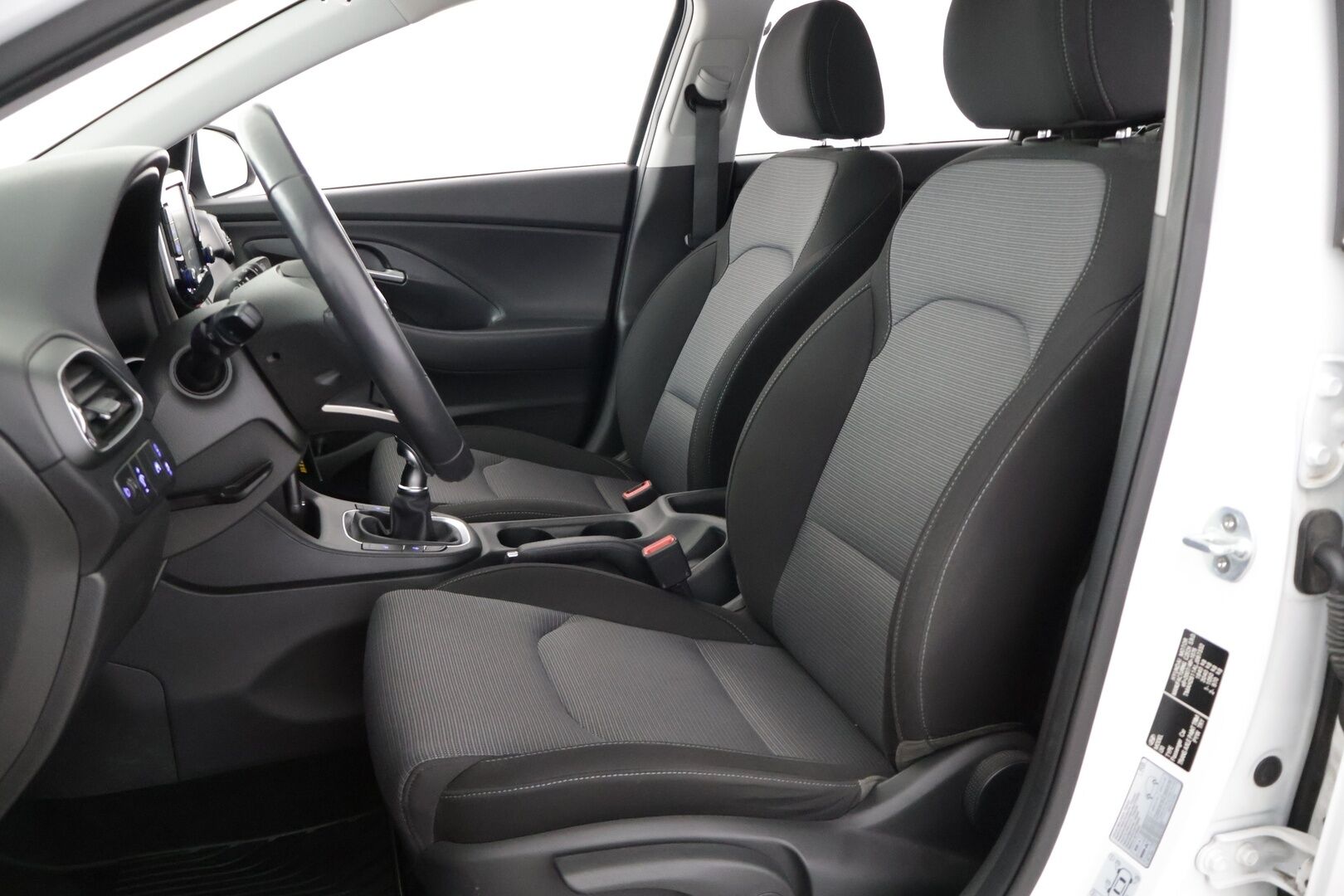 Hyundai i30 Wagon 2020 1,0 T-GDI 120 hv Fresh - Kamera | Kaistanpitoavustin | Hätäjarrutusavustin | Vakkari + rajoitin | Ratinlämmitys | Penkinlämmittimet | Kaukovaloautomatiikka |