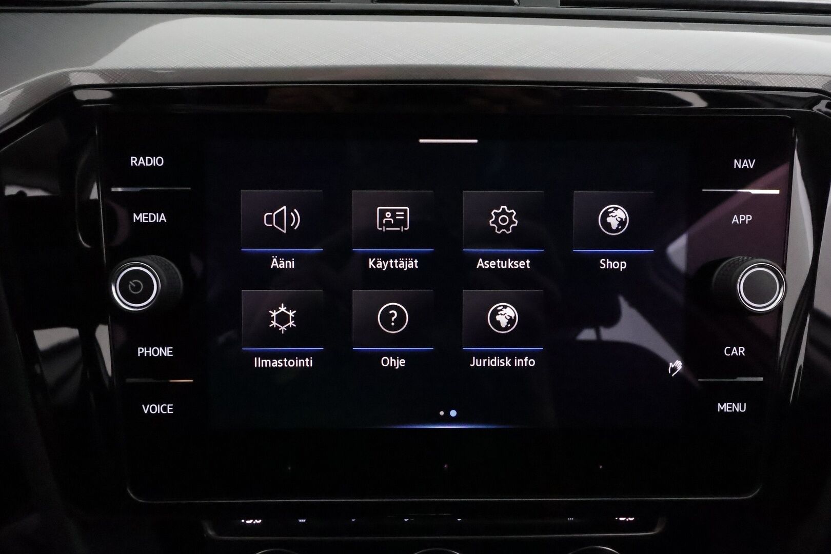 Volkswagen Passat 2020 Variant GTE Plug-In Hybrid 160 kW DSG **Webasto / Koukku / ACC / LED-valot / P.kamera / Navi / Kaistavahti** - 2x Latauskaapelit / Kahdet Renkaat / Merkkihuollettu!