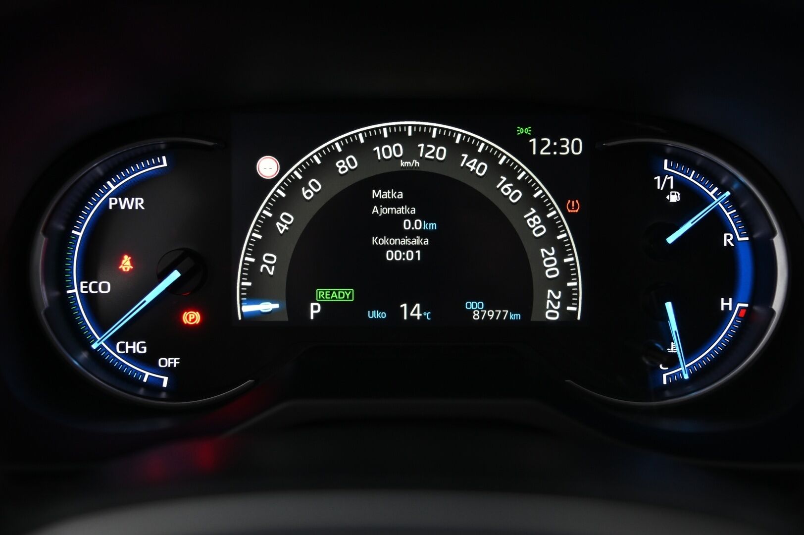 Toyota RAV4 2020 Hybrid AWD Active *Merkkihuollettu / ACC / Digimittaristo / Koukku / Kamera** - Ratinlämmitys / 2x renkaat aluvantein / S-Kontti / Led / Tummenetut taka- ja takasivulasit