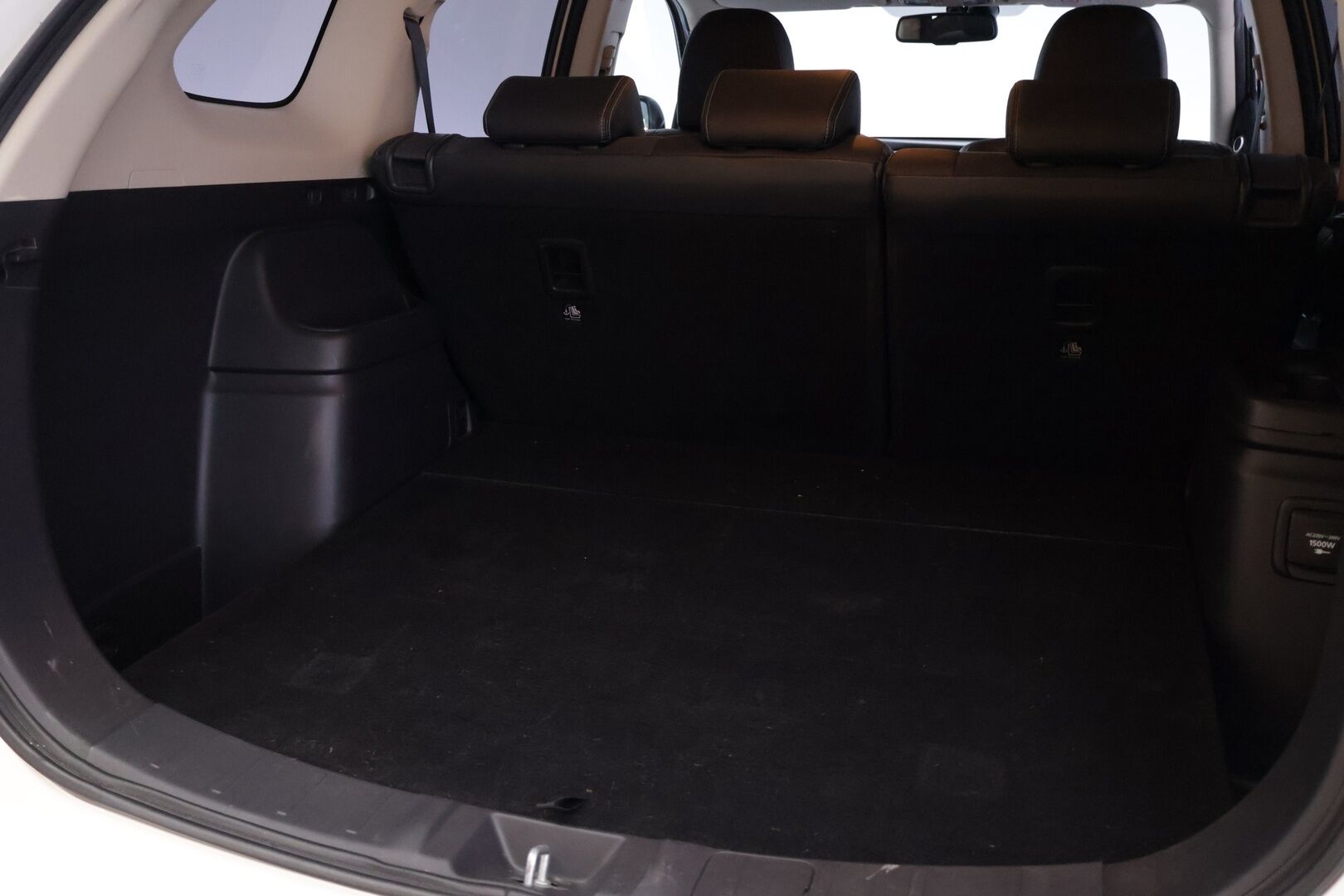 Mitsubishi Outlander PHEV 2017 Instyle Navi - 360-Kamera | Koukku | Nahka alcantara | Apple Carplay |  Akkukäyttöinen lisälämmitin | Ohjauspyörän lämmitys