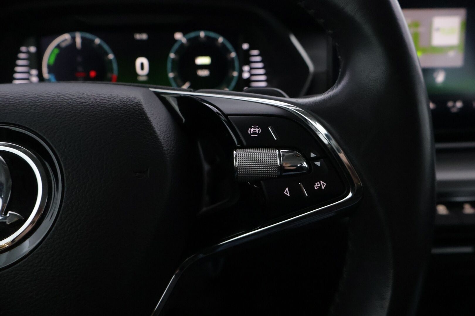 Skoda Octavia 2021 Combi 1,4 TSI PHEV Ambition iV DSG Autom. *Webasto / Keyless Go / Crystal LED / P.tutkat / Vakkari / Smartlink* - Suomi-auto / Kaukovalo automatiikka / Alkuperäinen Webasto kaukosäätimellä / Kaistavahti 