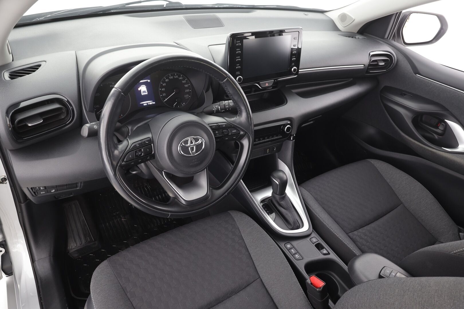 Toyota Yaris 2021 1,5 Hybrid Active * ACC / P.Kamera / Navi / Autom.Ilmastointi / Bluetooth * - 1.Om Suomi-auto / Kahdet Renkaat / Merkkihuollettu