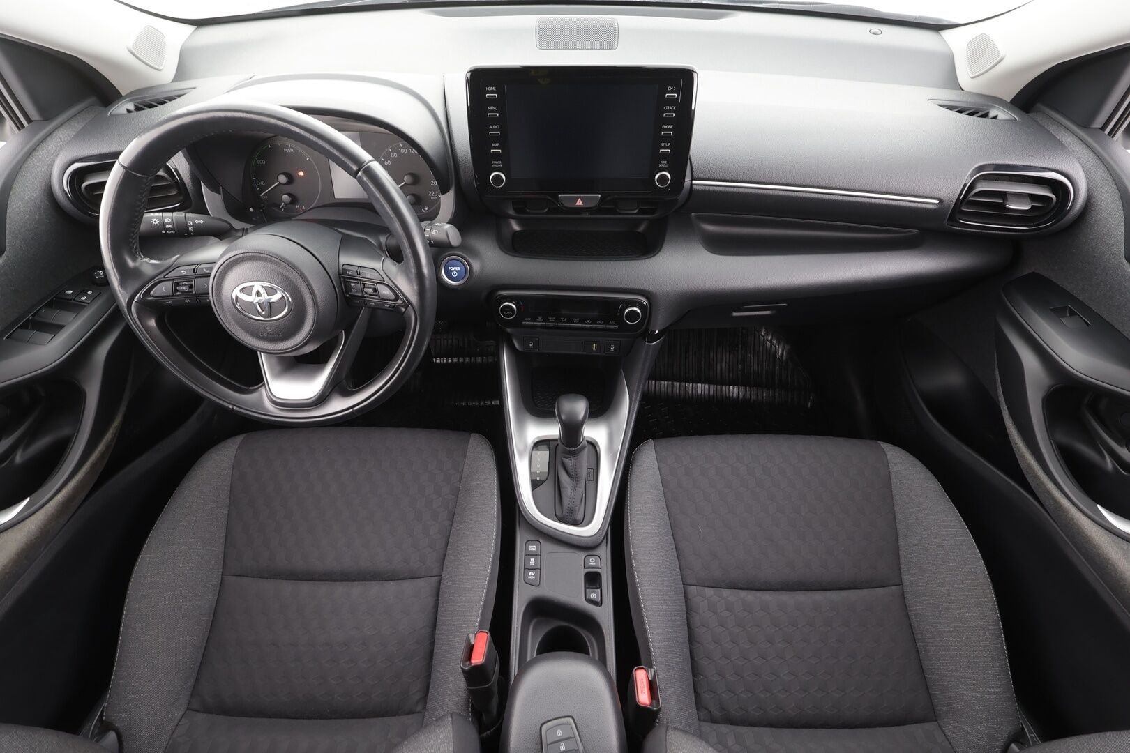 Toyota Yaris 2021 1,5 Hybrid Active * ACC / P.Kamera / Navi / Autom.Ilmastointi / Bluetooth * - 1.Om Suomi-auto / Kahdet Renkaat / Merkkihuollettu