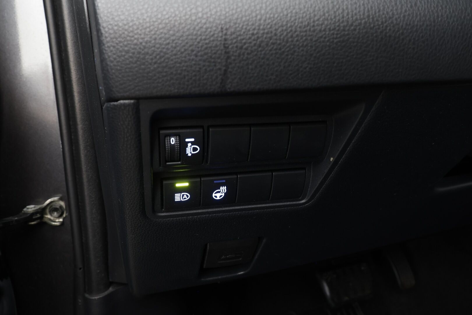 Toyota Yaris 2021 1,5 Hybrid Active * ACC / P.kamera / Kaistavahti / Navi / Apple&Android / Keyless / Ratinlämmitin * - Suomi-auto / Kahdet renkaat aluvanteilla / Merkkihuollettu - HULLUT AVAJAISHULINAT KORKOTARJOUS 3,29 %