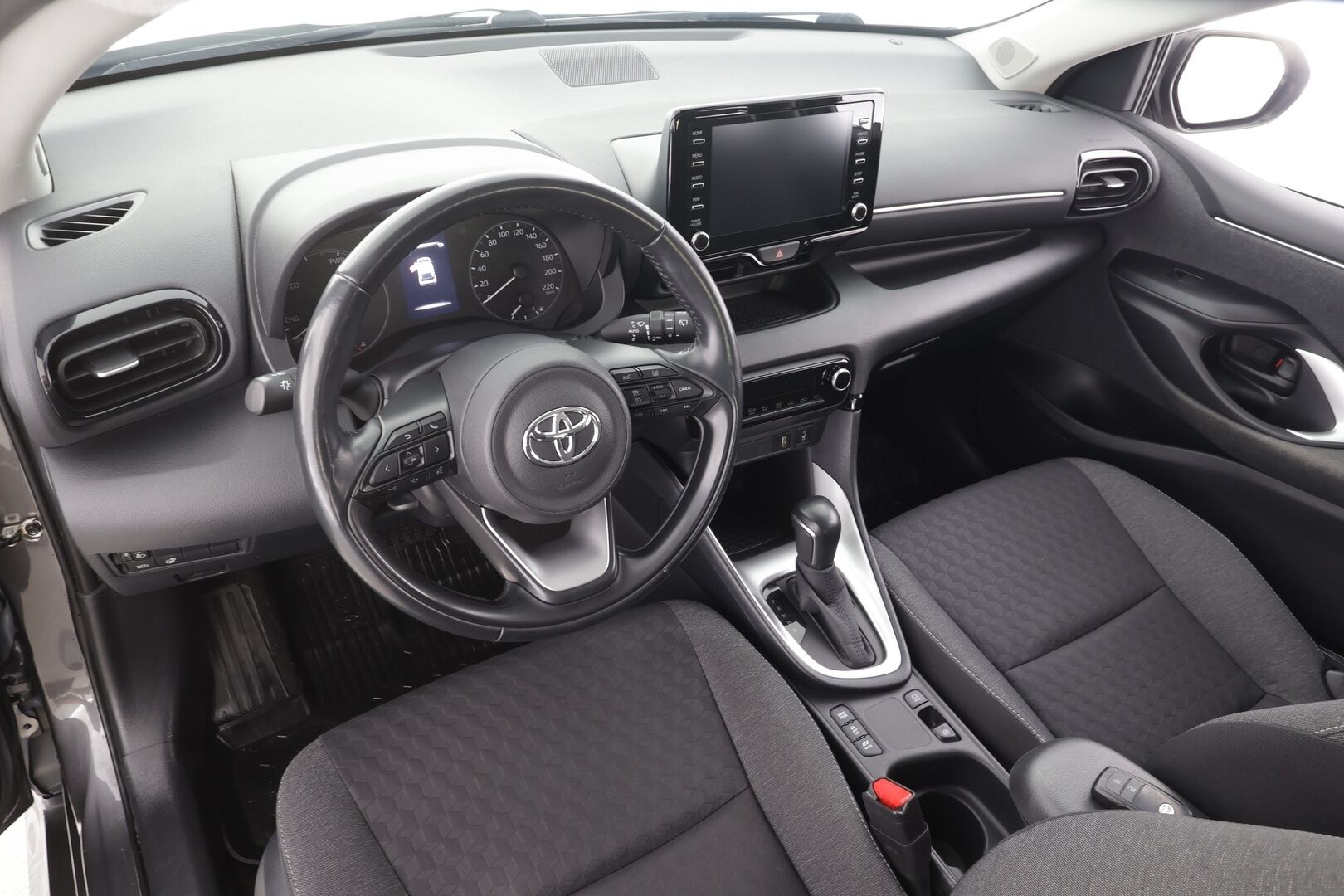 Toyota Yaris 2021 1,5 Hybrid Active - | ACC | P.Kamera | Navi | Kaistavahti | Keyless | Apple&Android | 1-om Suomi-auto |
