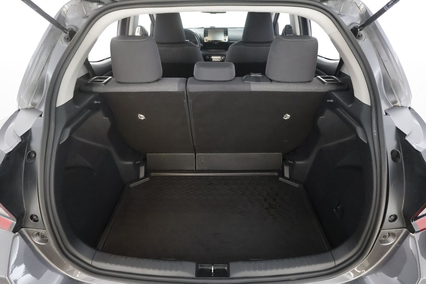 Toyota Yaris 2021 1,5 Hybrid Active - | ACC | P.Kamera | Navi | Kaistavahti | Keyless | Apple&Android | 1-om Suomi-auto |