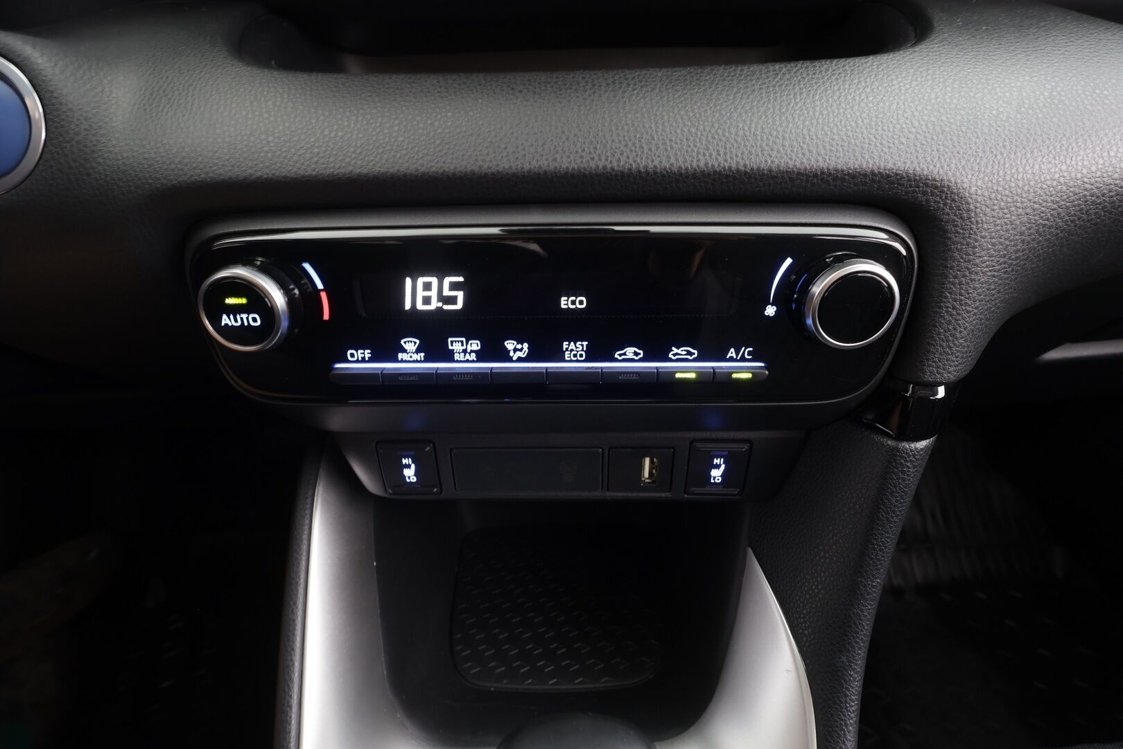 Toyota Yaris 2021 1,5 Hybrid Active - | ACC | P.Kamera | Navi | Kaistavahti | Keyless | Apple&Android | 1-om Suomi-auto |
