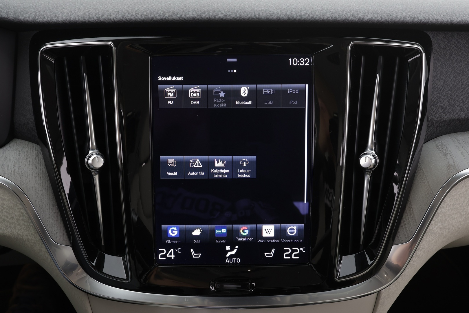 Volvo V60 2022 T6 TwE AWD Business Inscription Edition aut * ACC / P.kamera / Full LED / Muistipenkki / Navi / Webasto * - 1.Om Suomi-auto / Kahdet renkaat aluvanteilla