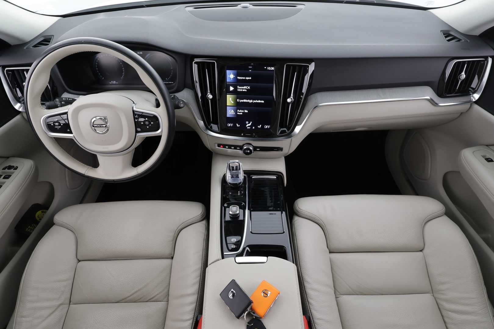 Volvo V60 2022 T6 TwE AWD Business Inscription Edition aut * ACC / P.kamera / Full LED / Muistipenkki / Navi / Webasto * - 1.Om Suomi-auto / Kahdet renkaat aluvanteilla