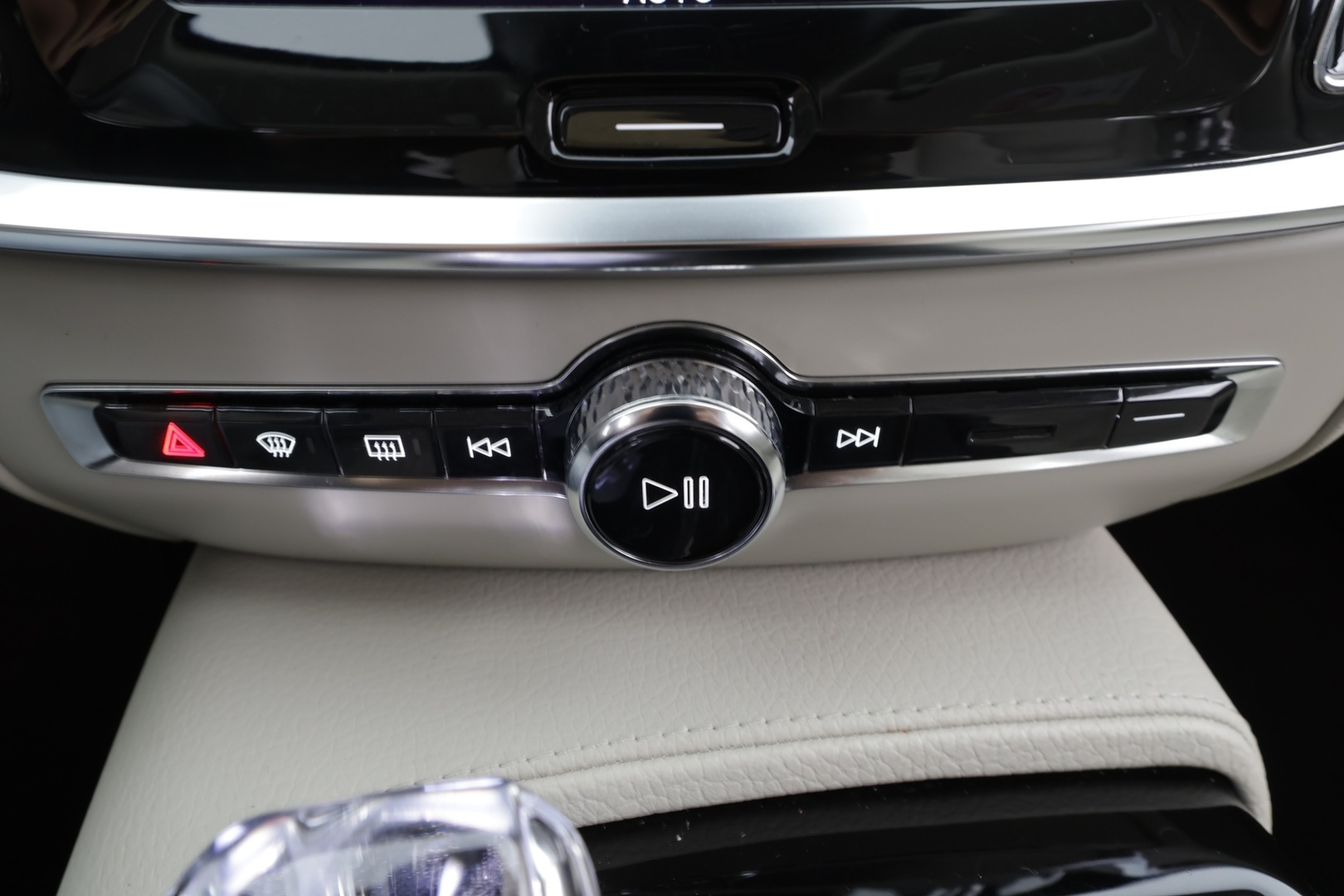 Volvo V60 2022 T6 TwE AWD Business Inscription Edition aut * ACC / P.kamera / Full LED / Muistipenkki / Navi / Webasto * - 1.Om Suomi-auto / Kahdet renkaat aluvanteilla