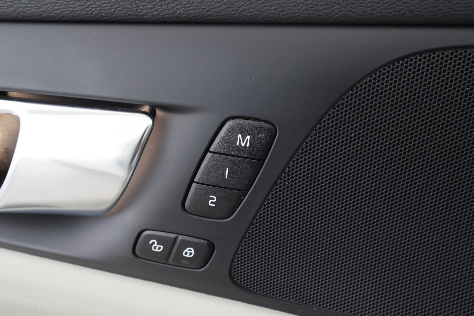 Volvo V60 2022 T6 TwE AWD Business Inscription Edition aut * ACC / P.kamera / Full LED / Muistipenkki / Navi / Webasto * - 1.Om Suomi-auto / Kahdet renkaat aluvanteilla