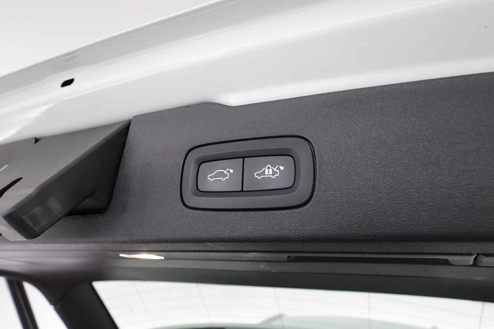 Volvo V60 2022 T6 TwE AWD Business Inscription Edition aut * ACC / P.kamera / Full LED / Muistipenkki / Navi / Webasto * - 1.Om Suomi-auto / Kahdet renkaat aluvanteilla